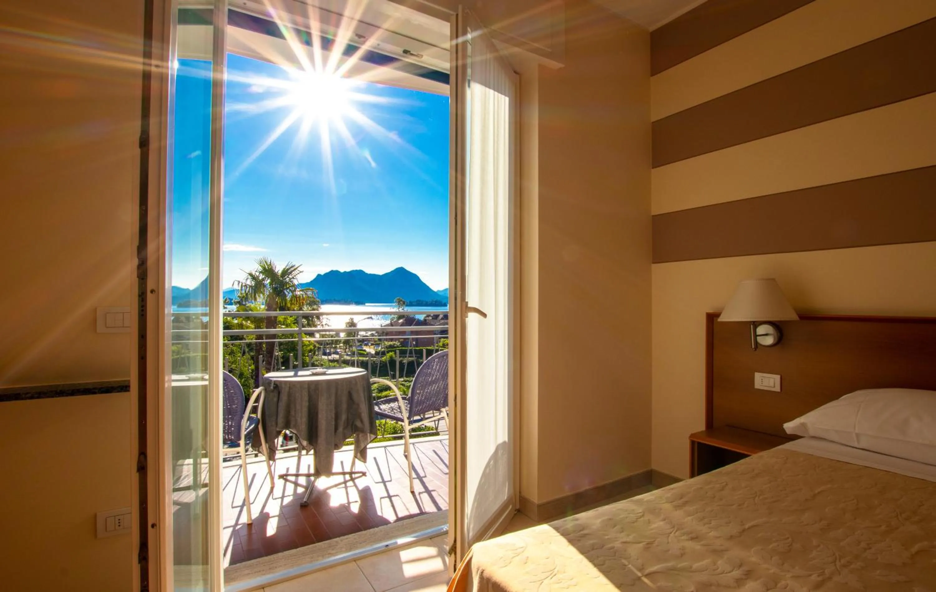 Bedroom, Bed in Hotel Alpi