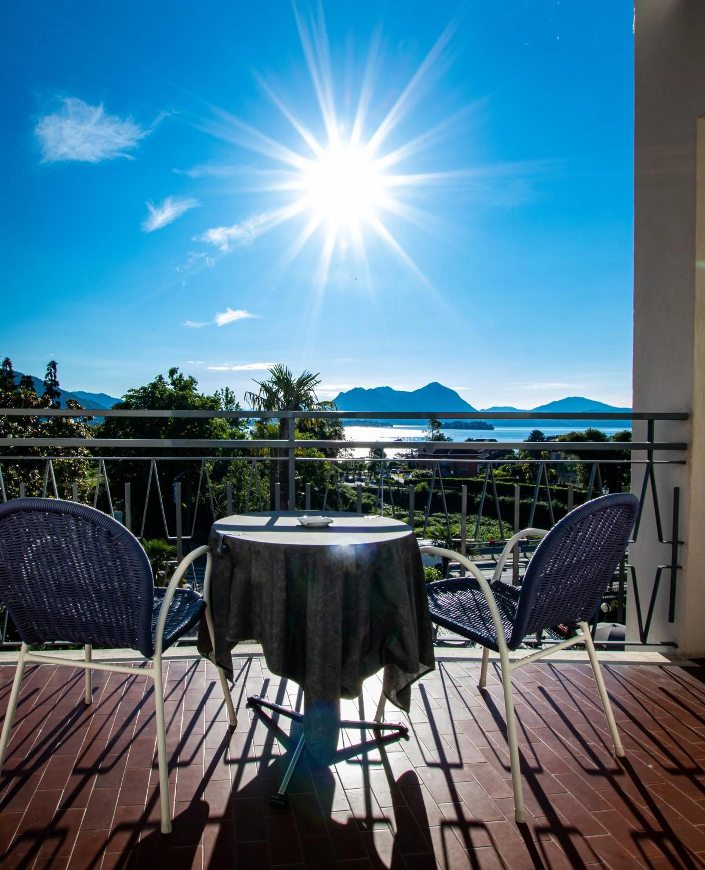 Lake view in Hotel Alpi