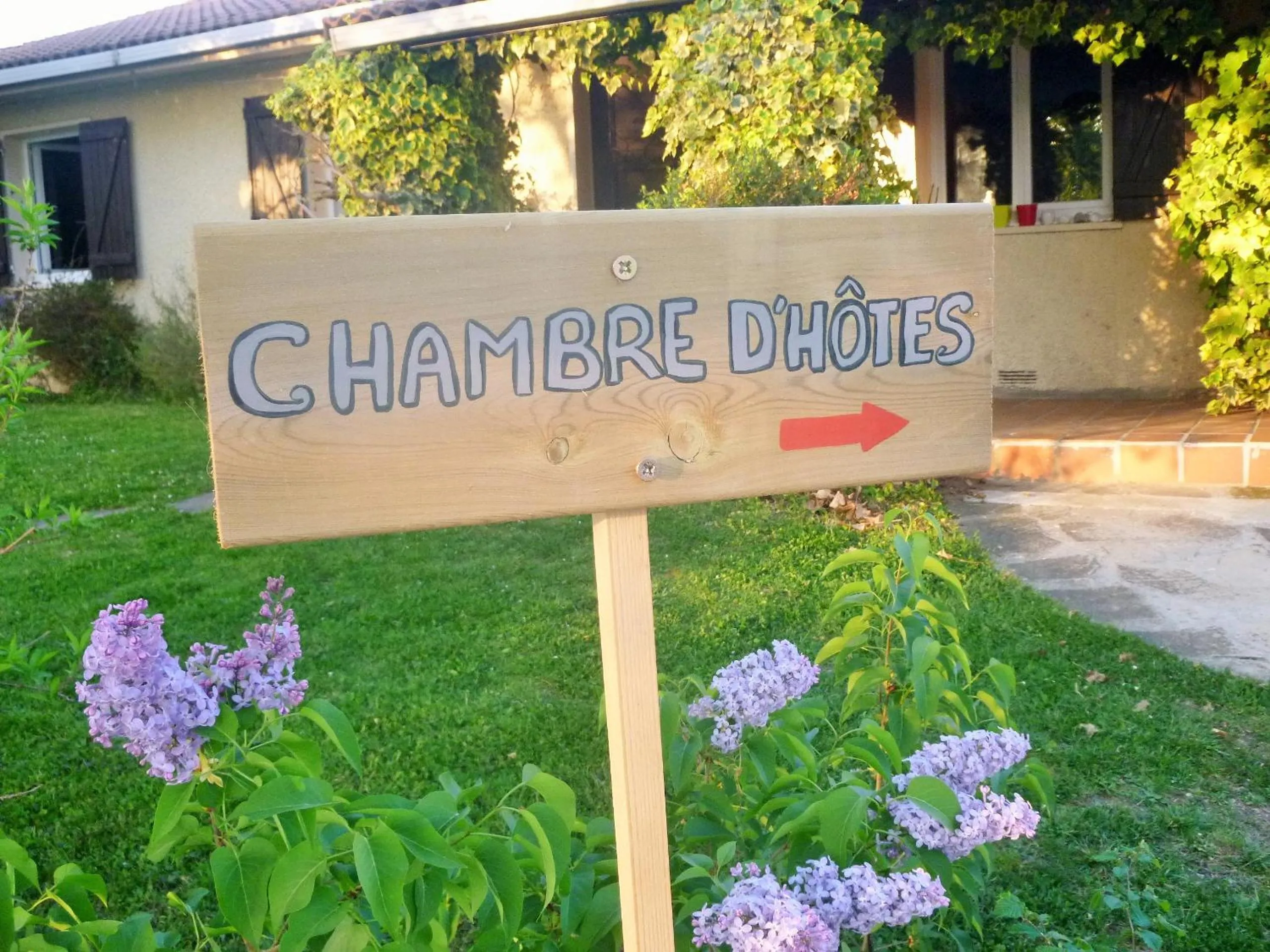 Property logo or sign in Chambre d'hôtes "Mirabel"