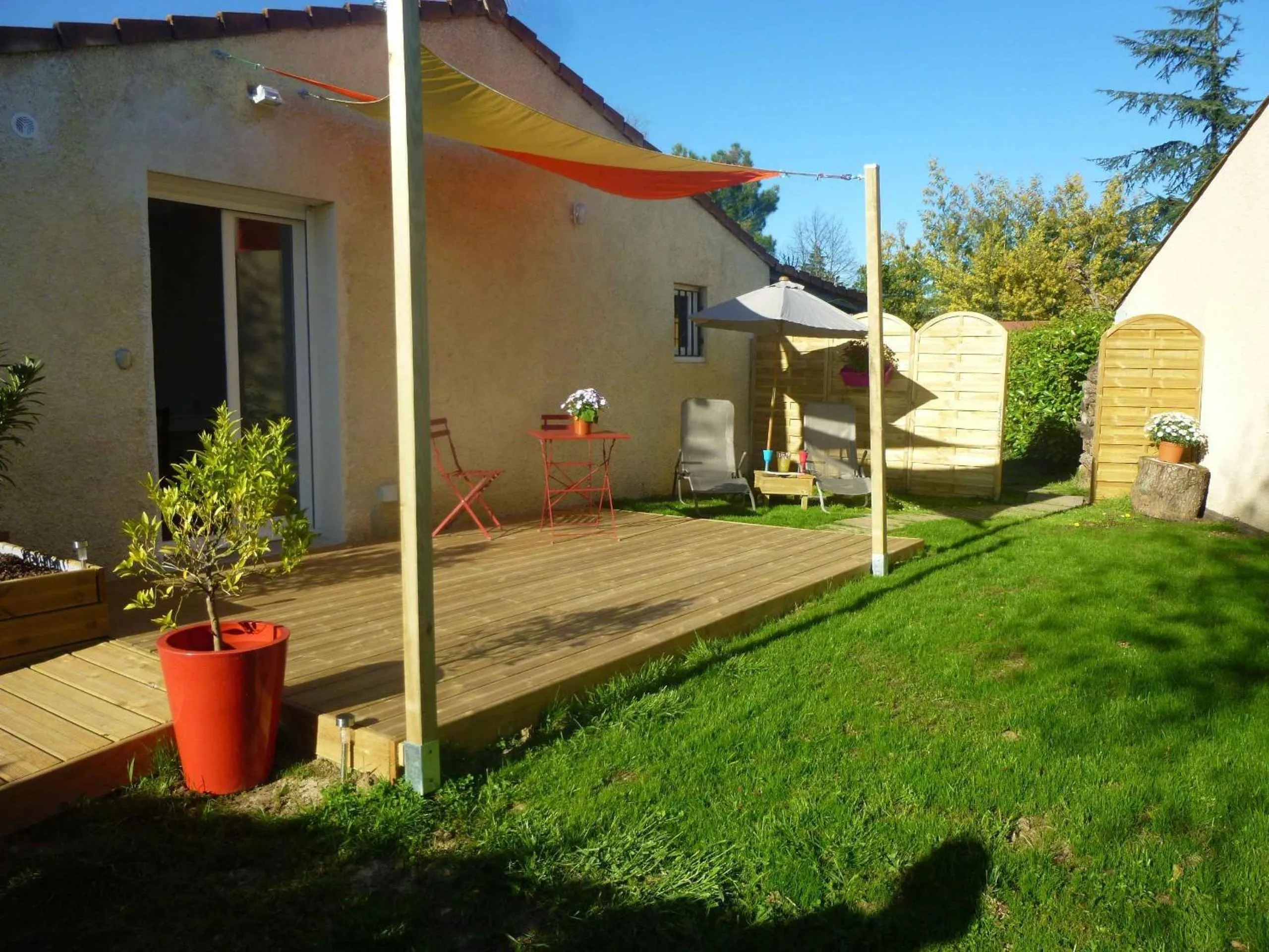 Patio in Chambre d'hôtes "Mirabel"