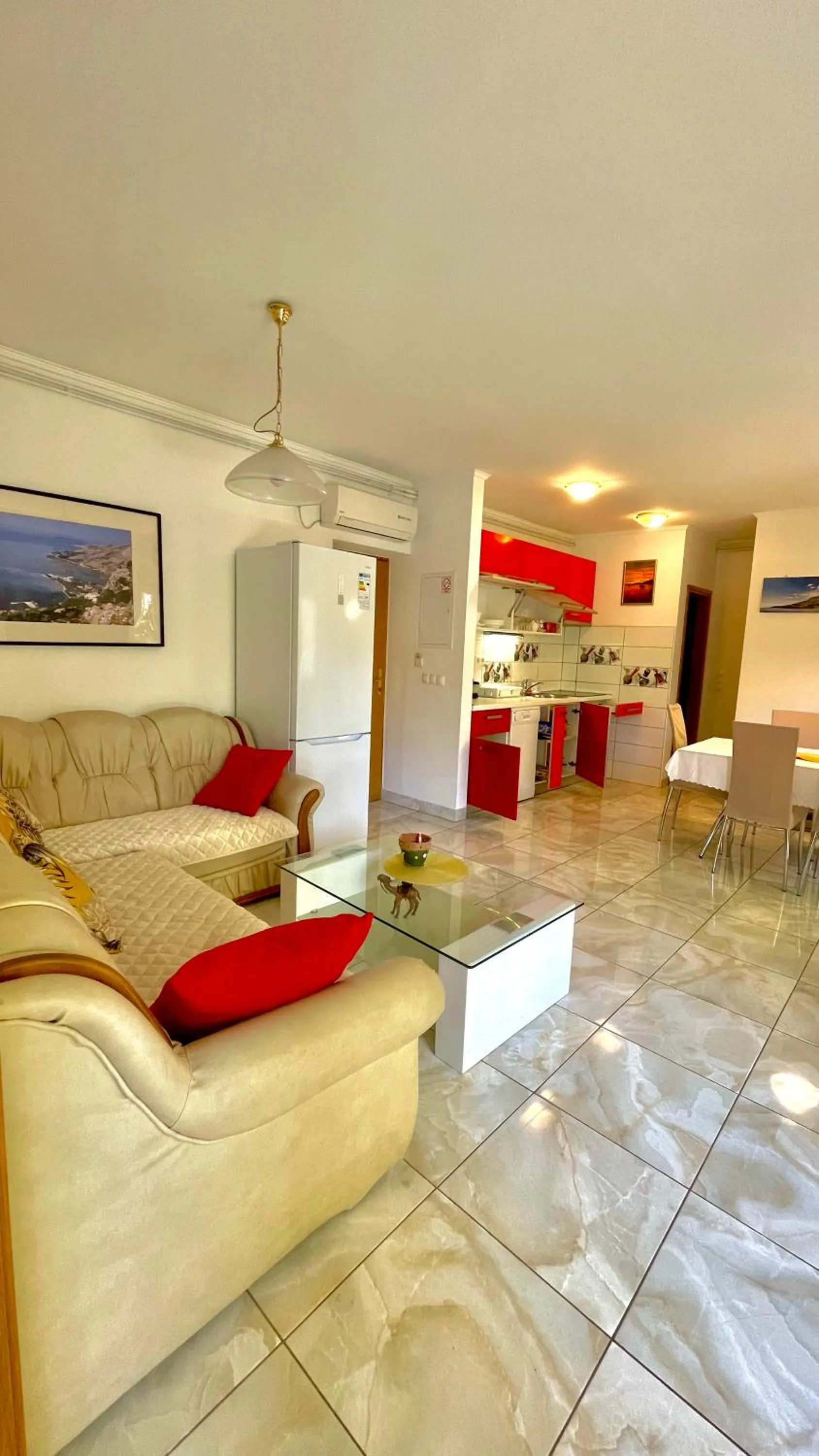 Two-Bedroom Apartment in Apartments Neven