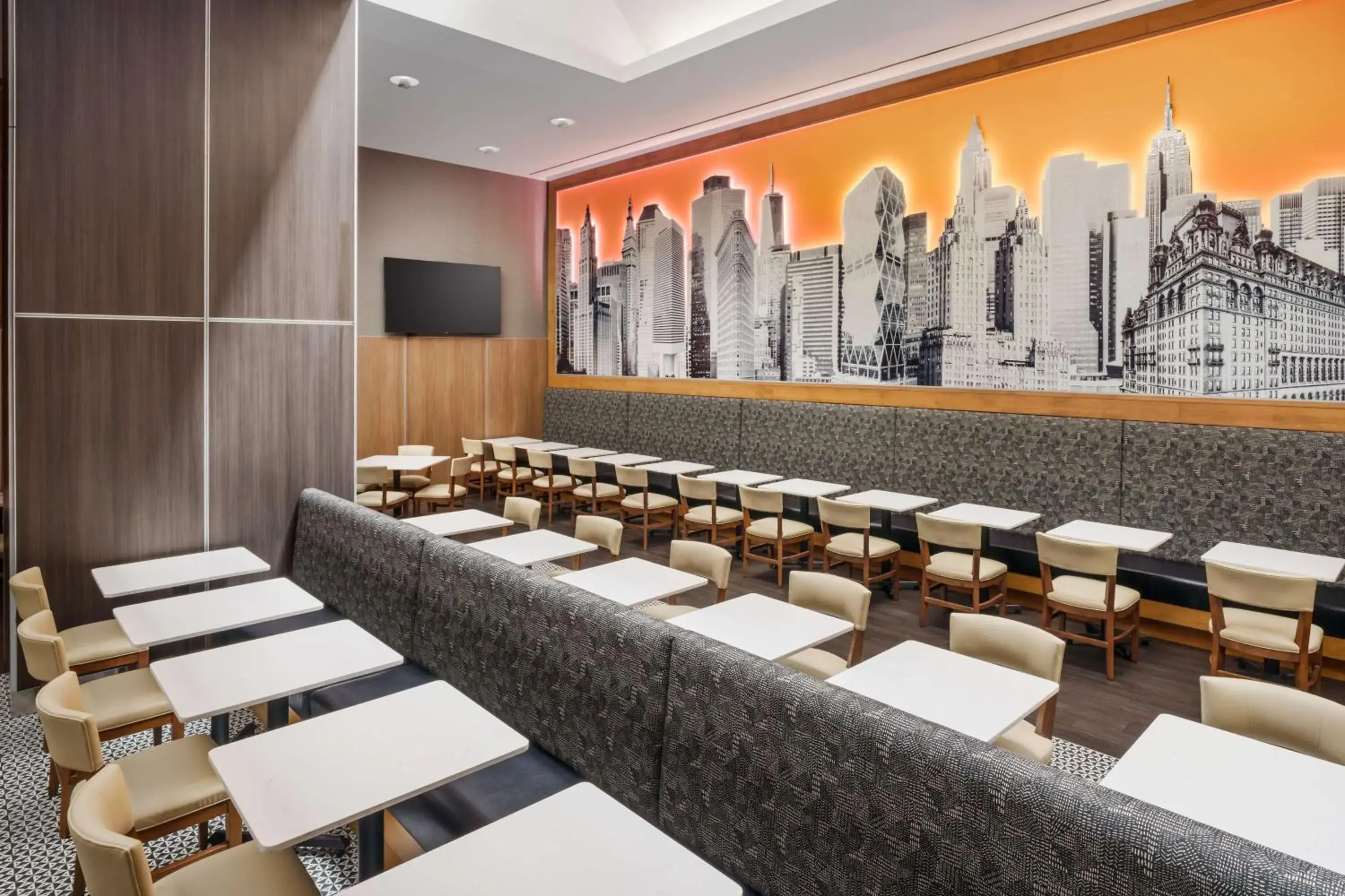 Restaurant/places to eat in Hampton Inn Times Square Central Restaurant/places to eat in Hampton Inn Times Square Central