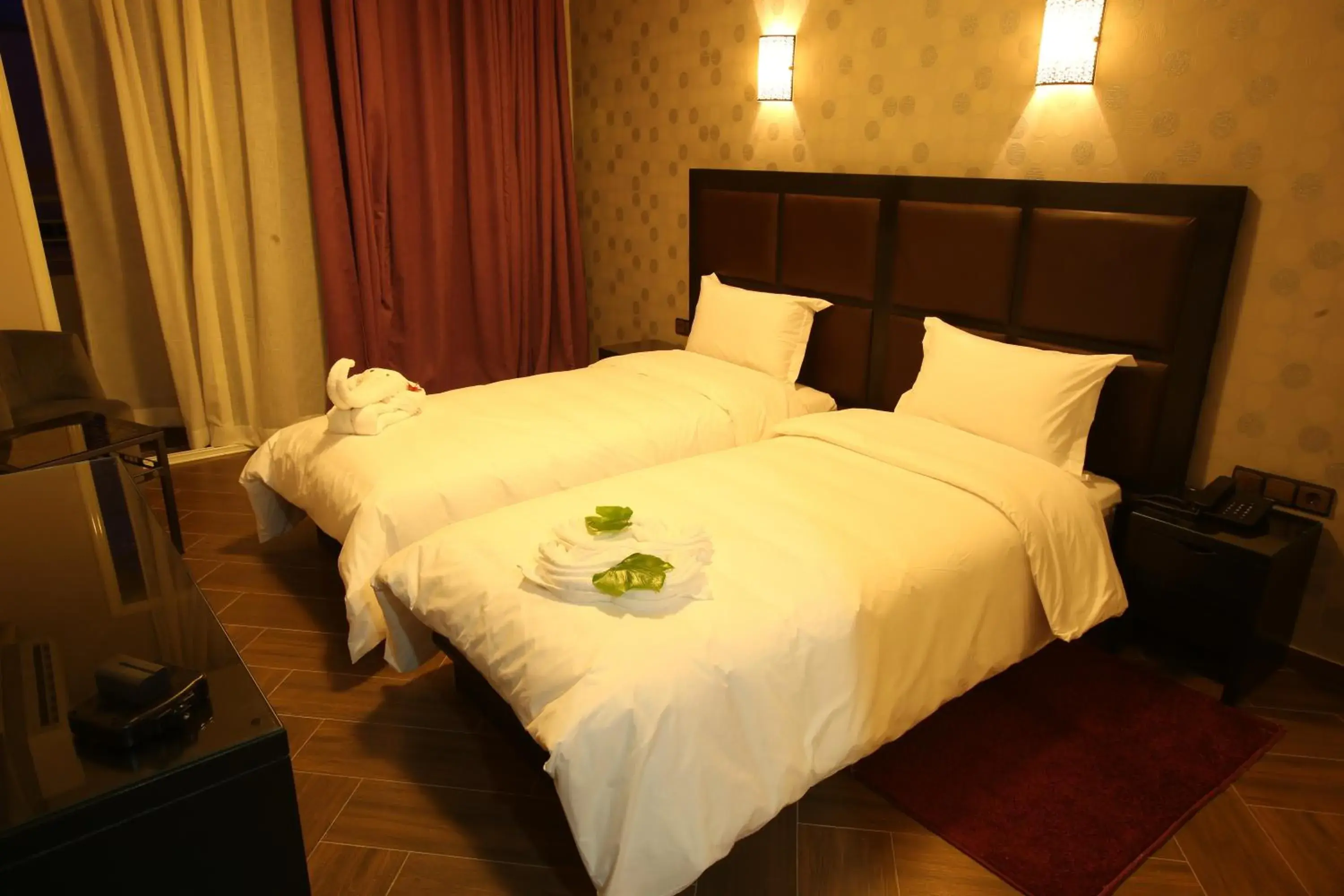 Twin Room in Hotel Swani Twin Room in Hotel Swani