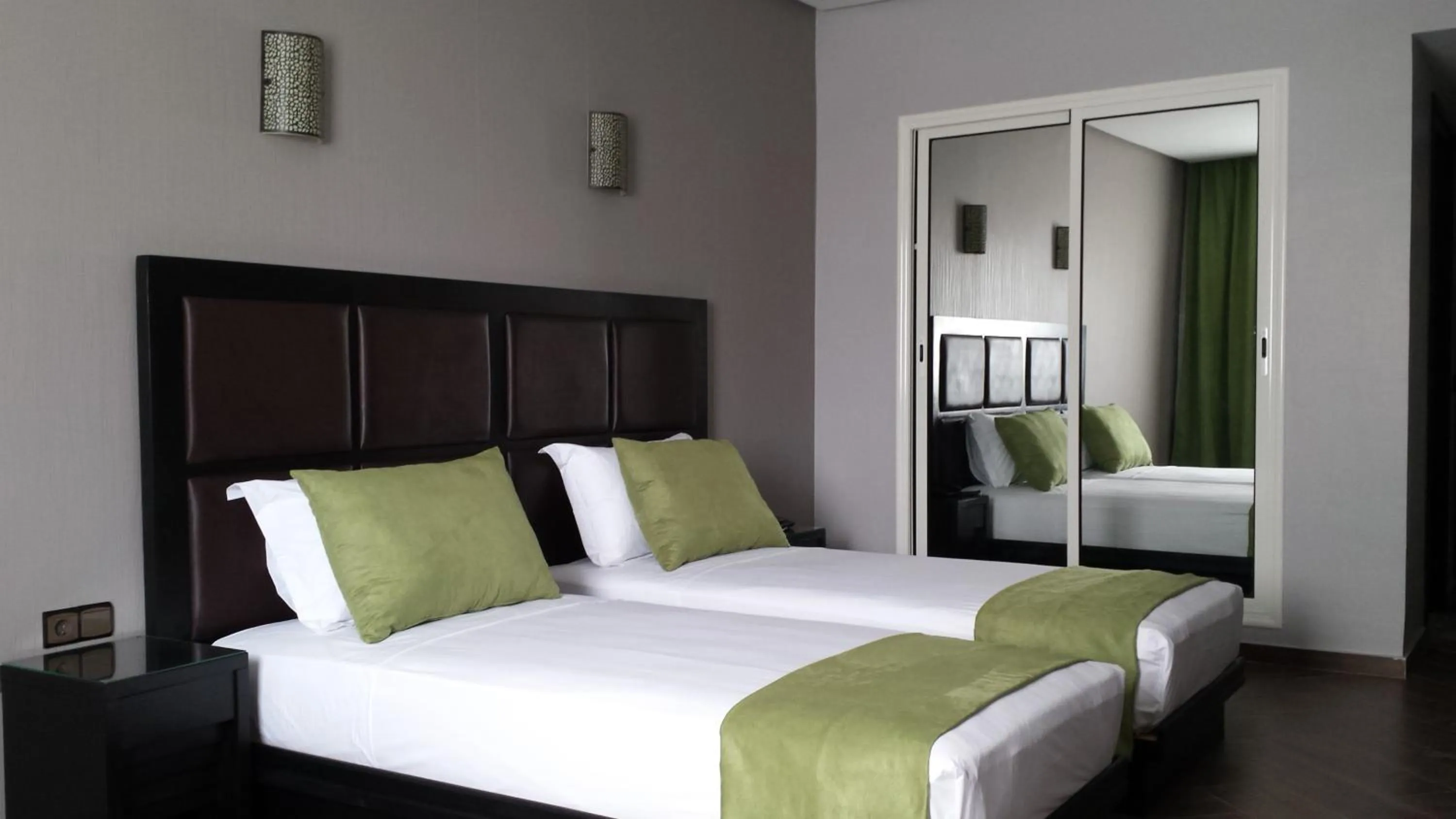 Bedroom, Bed in Hotel Swani