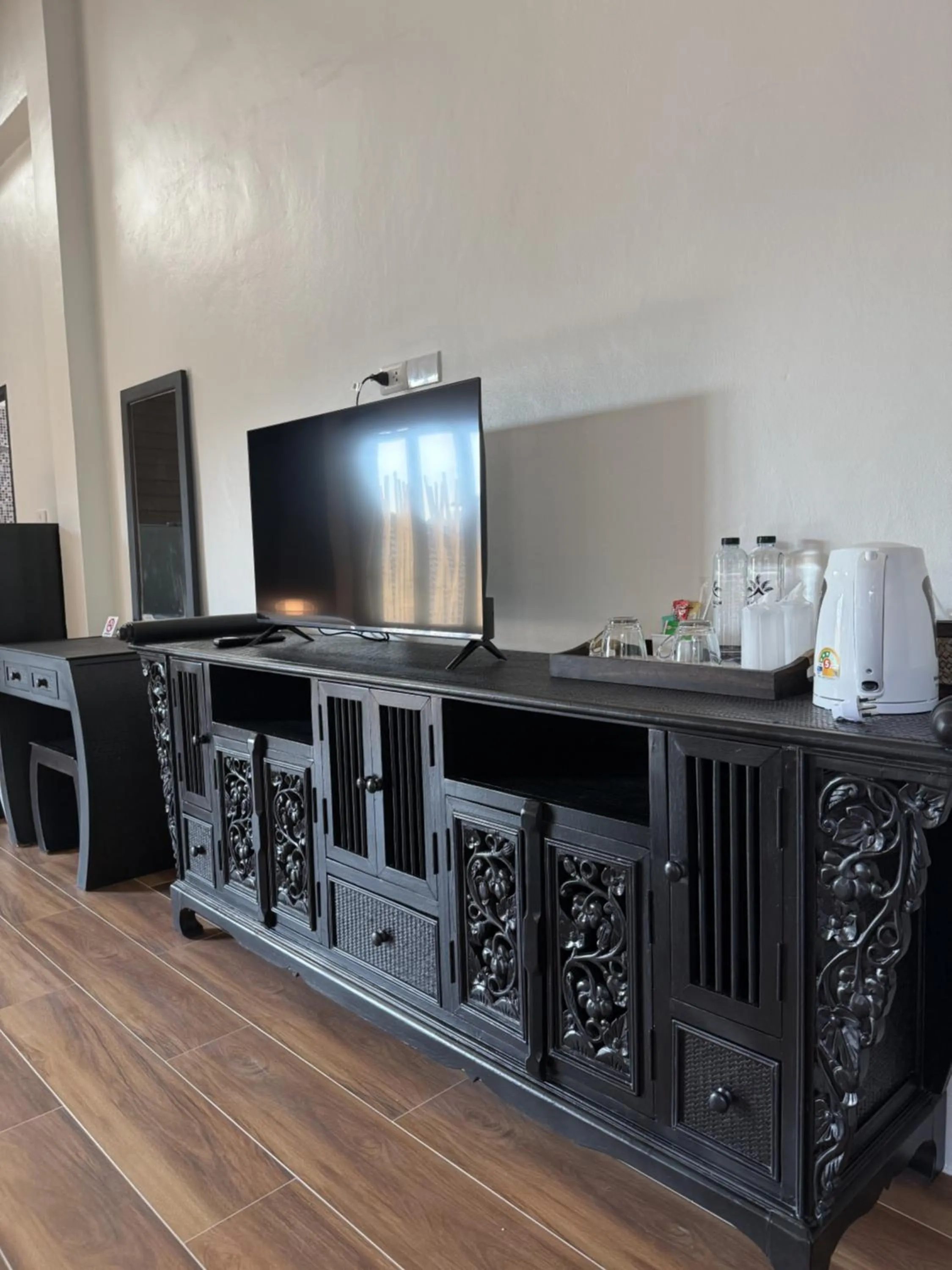 TV and multimedia in Blue Palm Residence Kata