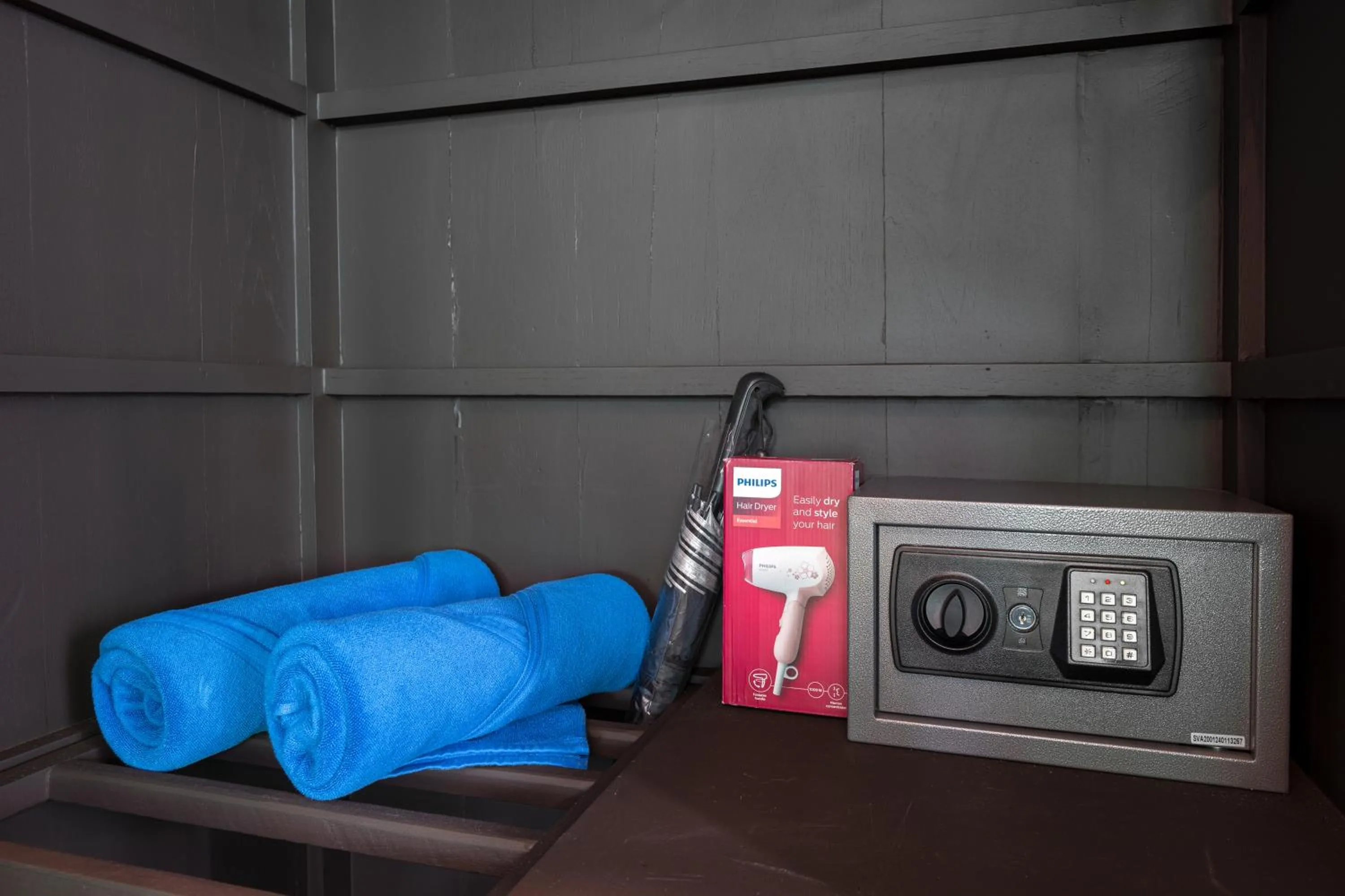 safe in Blue Palm Residence Kata