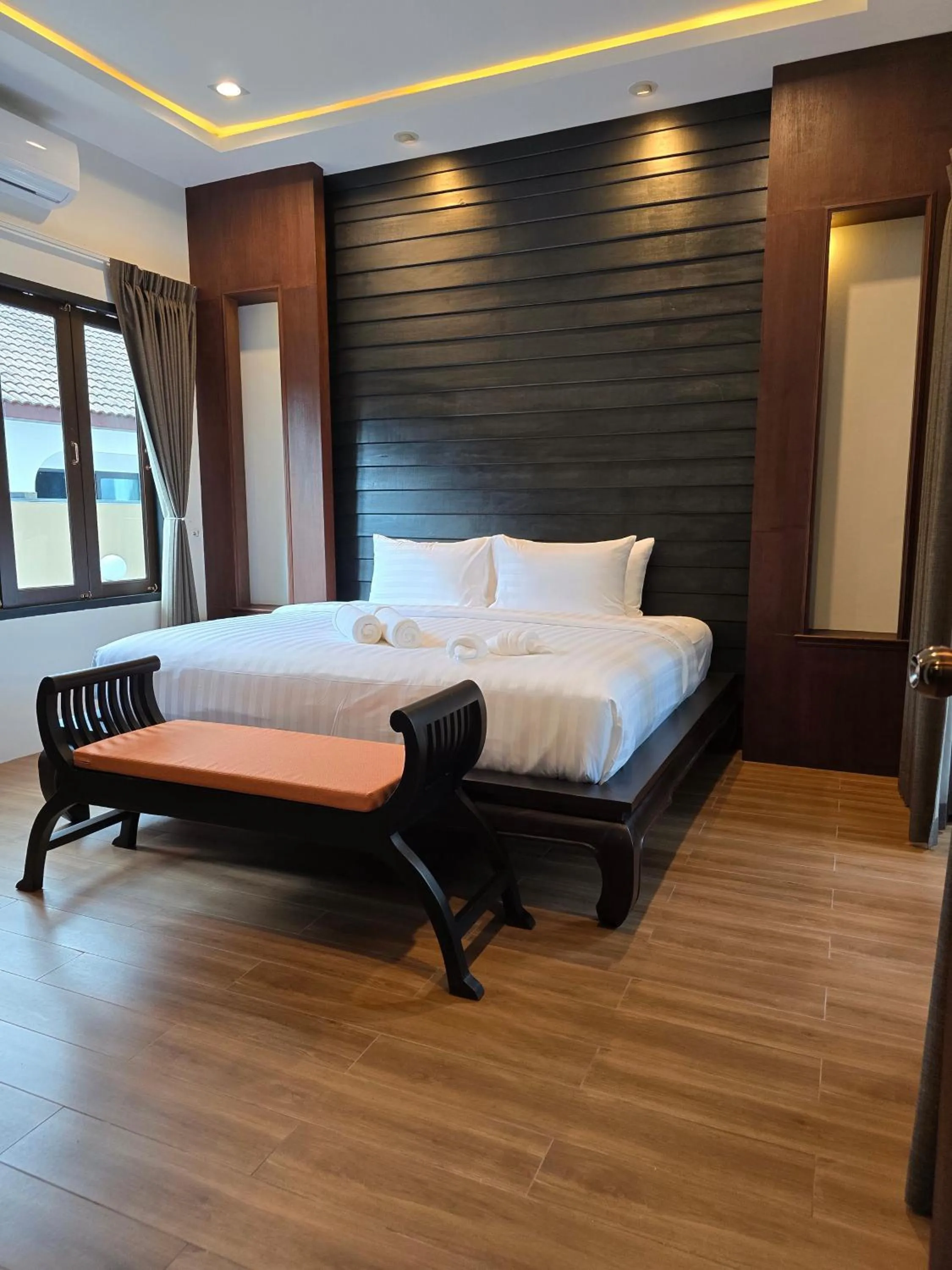 Bed in Blue Palm Residence Kata