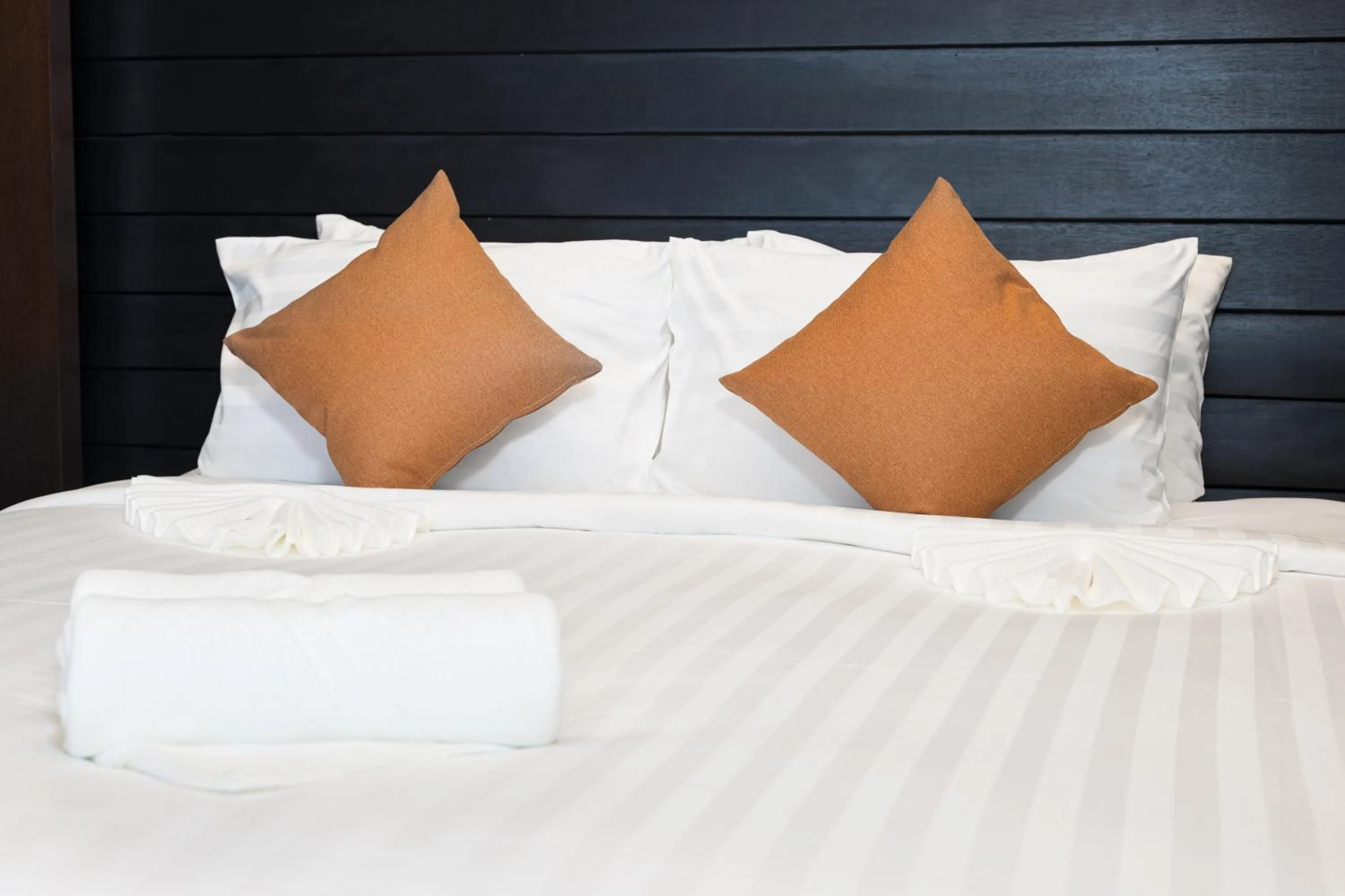 Bed in Blue Palm Residence Kata