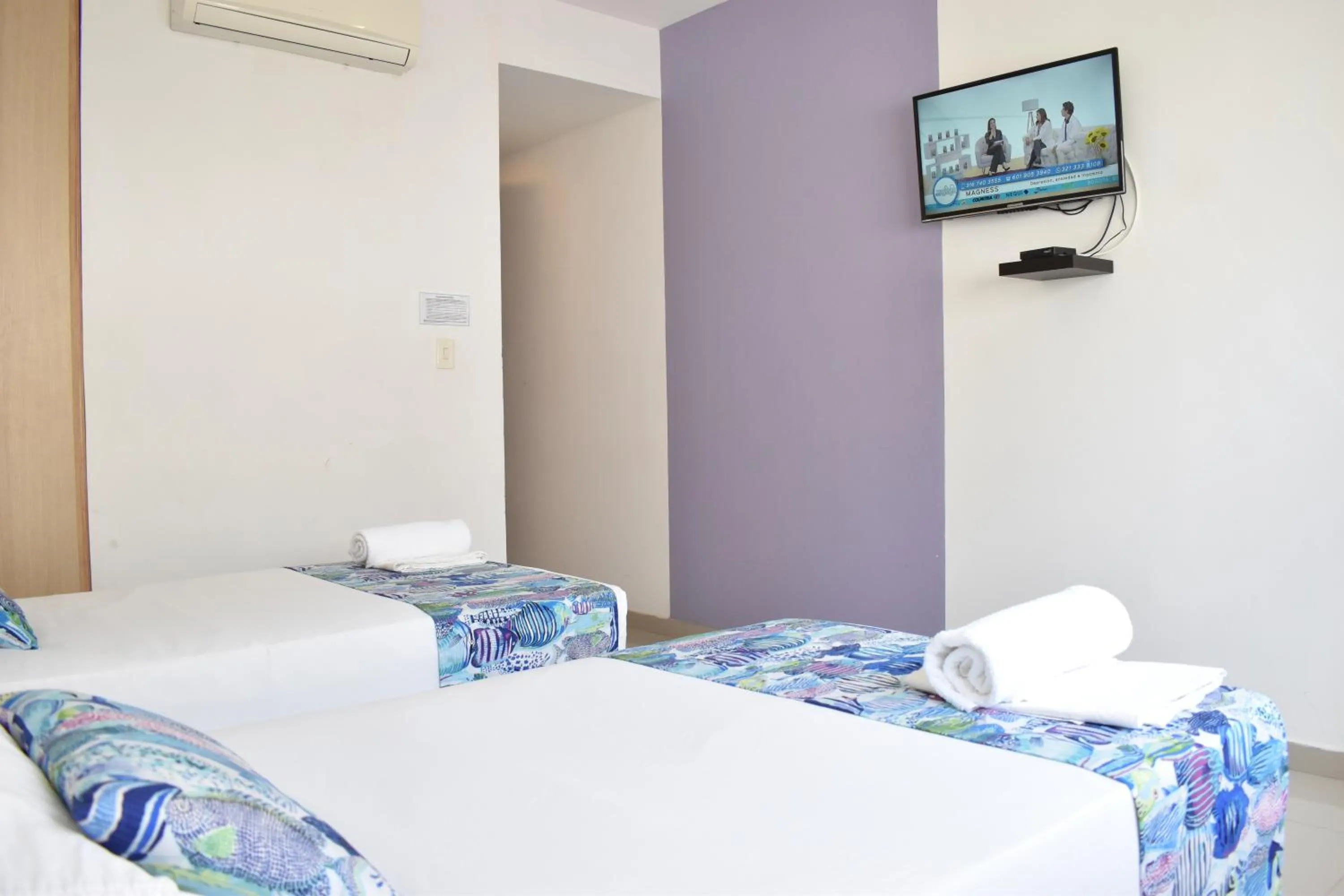 TV and multimedia, Bed in Color House Santa Marta