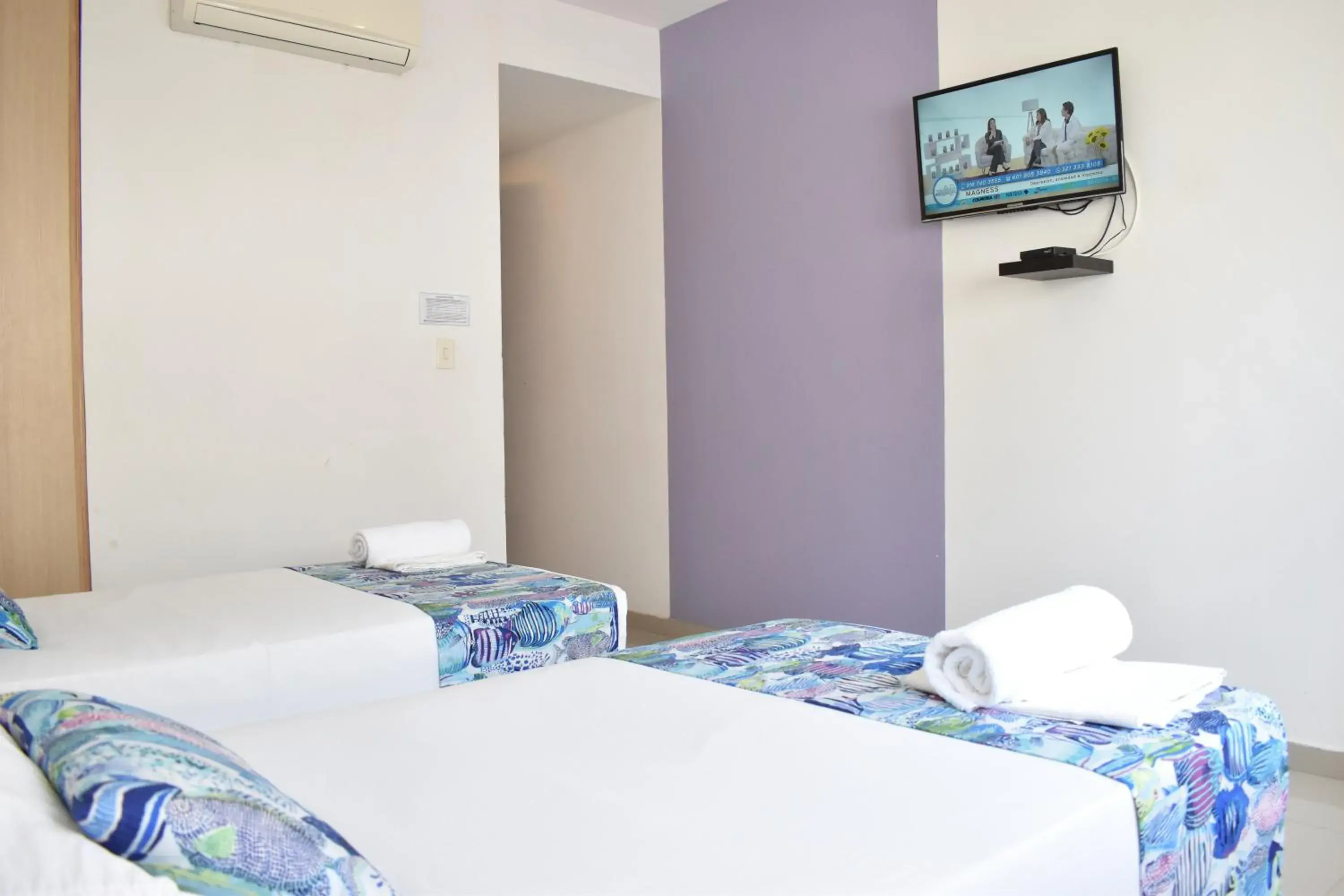 Twin Room with Terrace - single occupancy in Color House Santa Marta Twin Room with Terrace - single occupancy in Color House Santa Marta