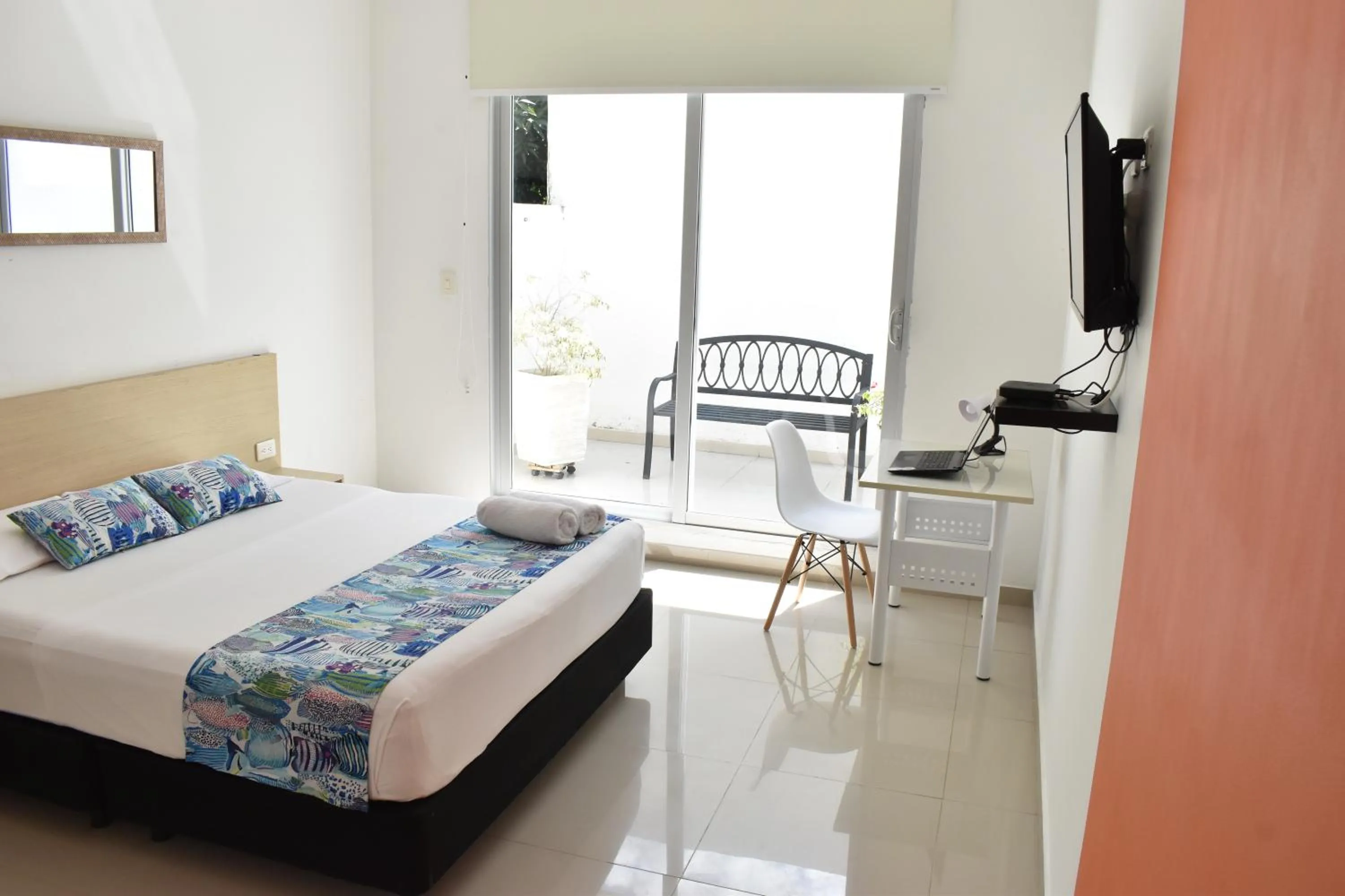 Balcony/Terrace, Bed in Color House Santa Marta