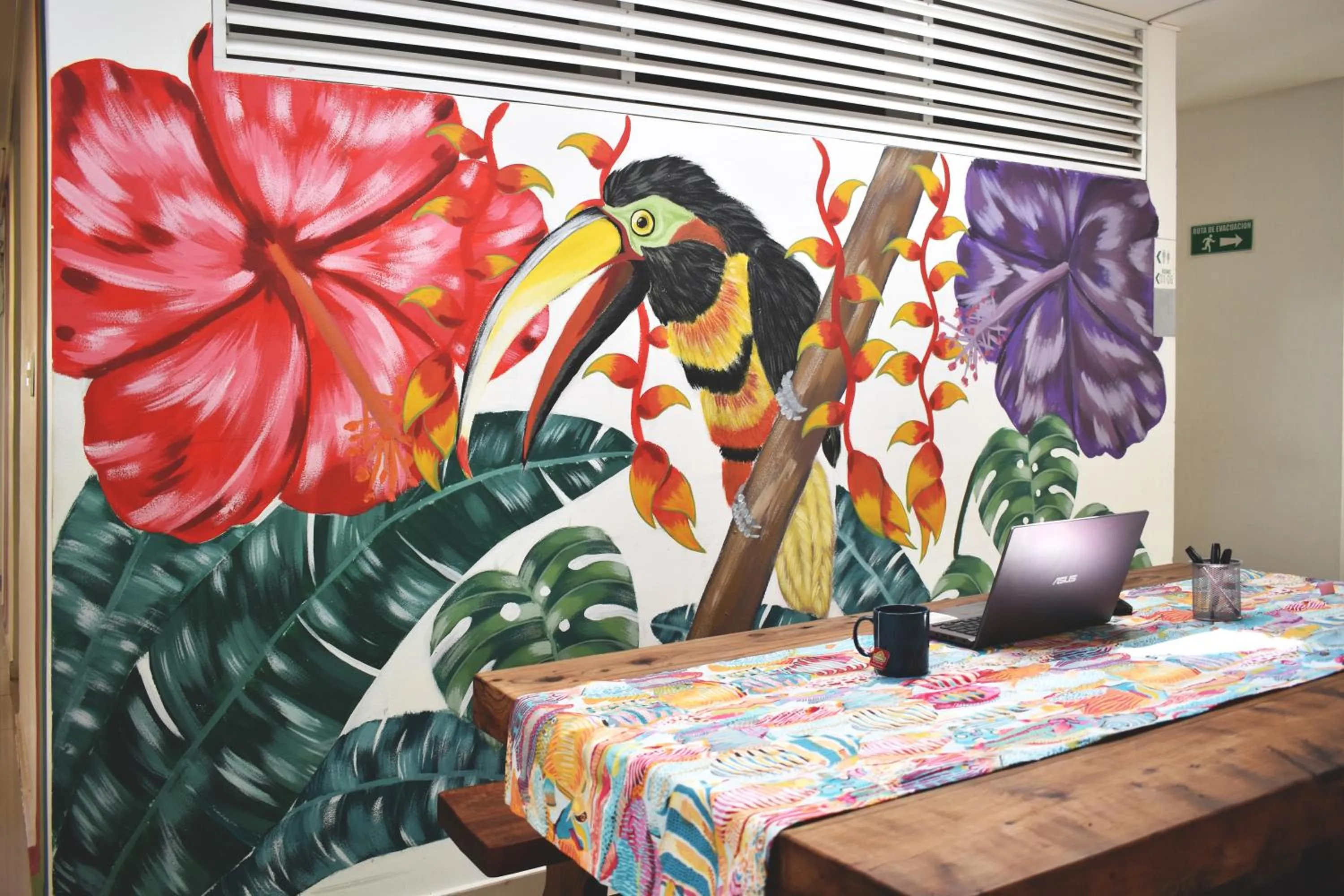 Decorative detail in Color House Santa Marta