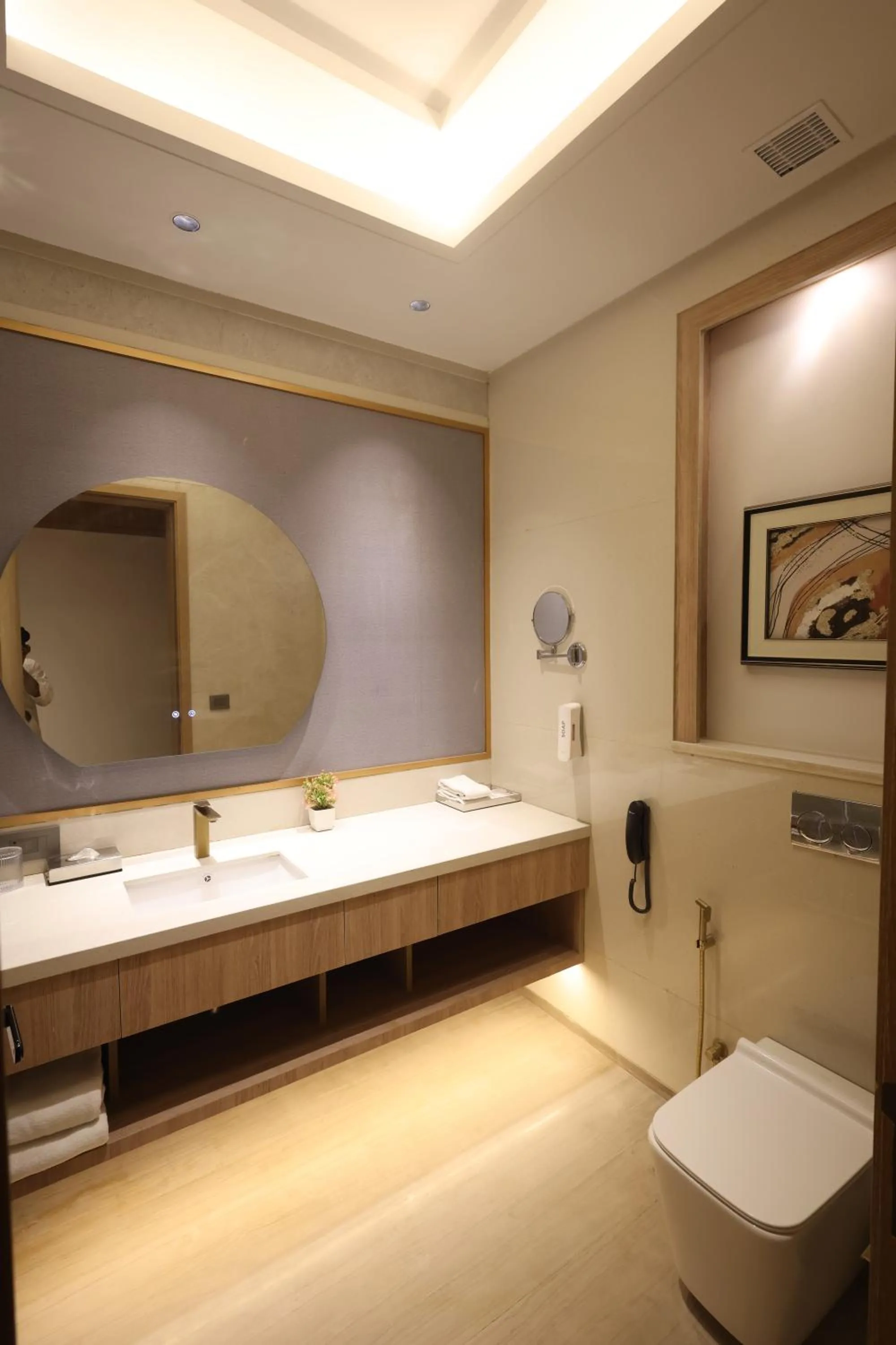 Bathroom in The Tivoli New Delhi