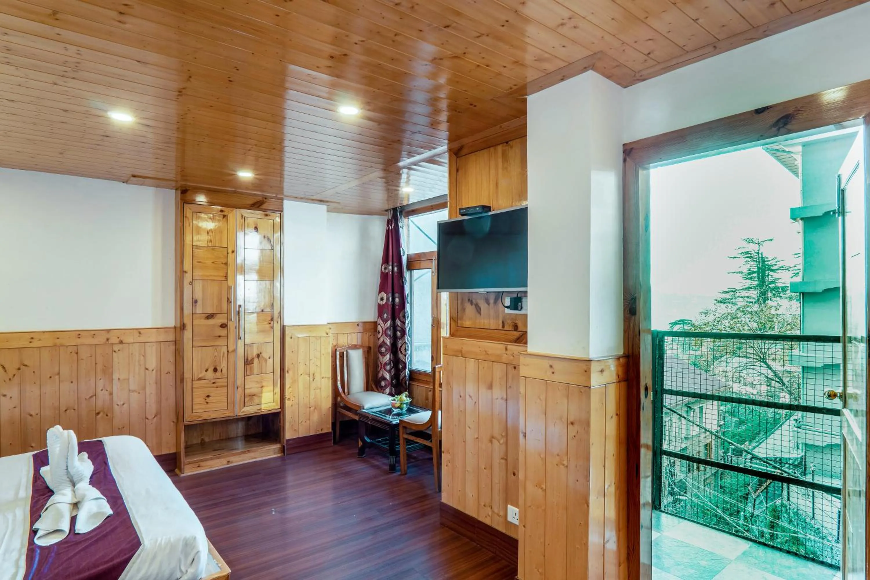 Bed in Windsor the mall