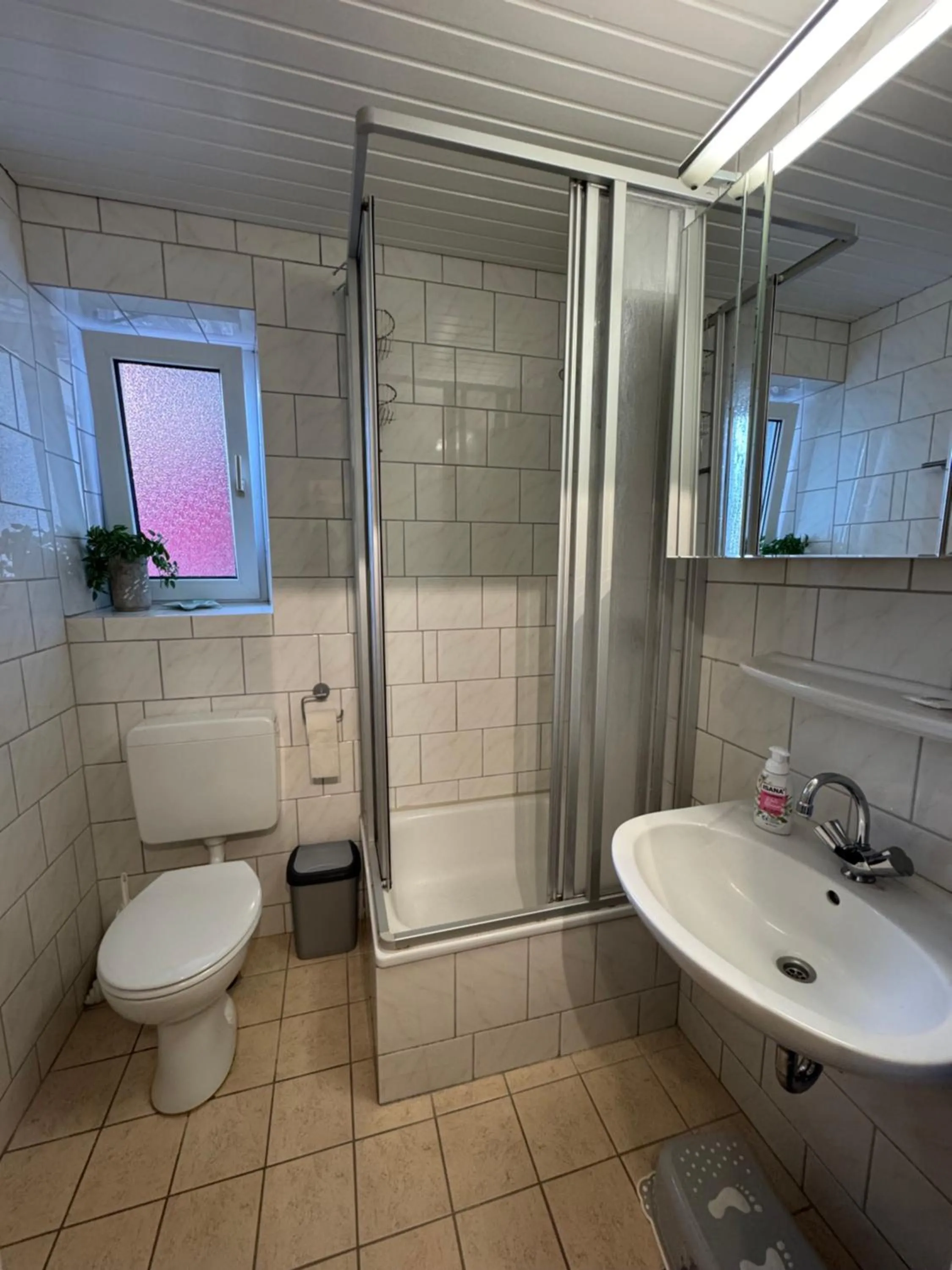 Shower in Kai-Uwe-Borkum