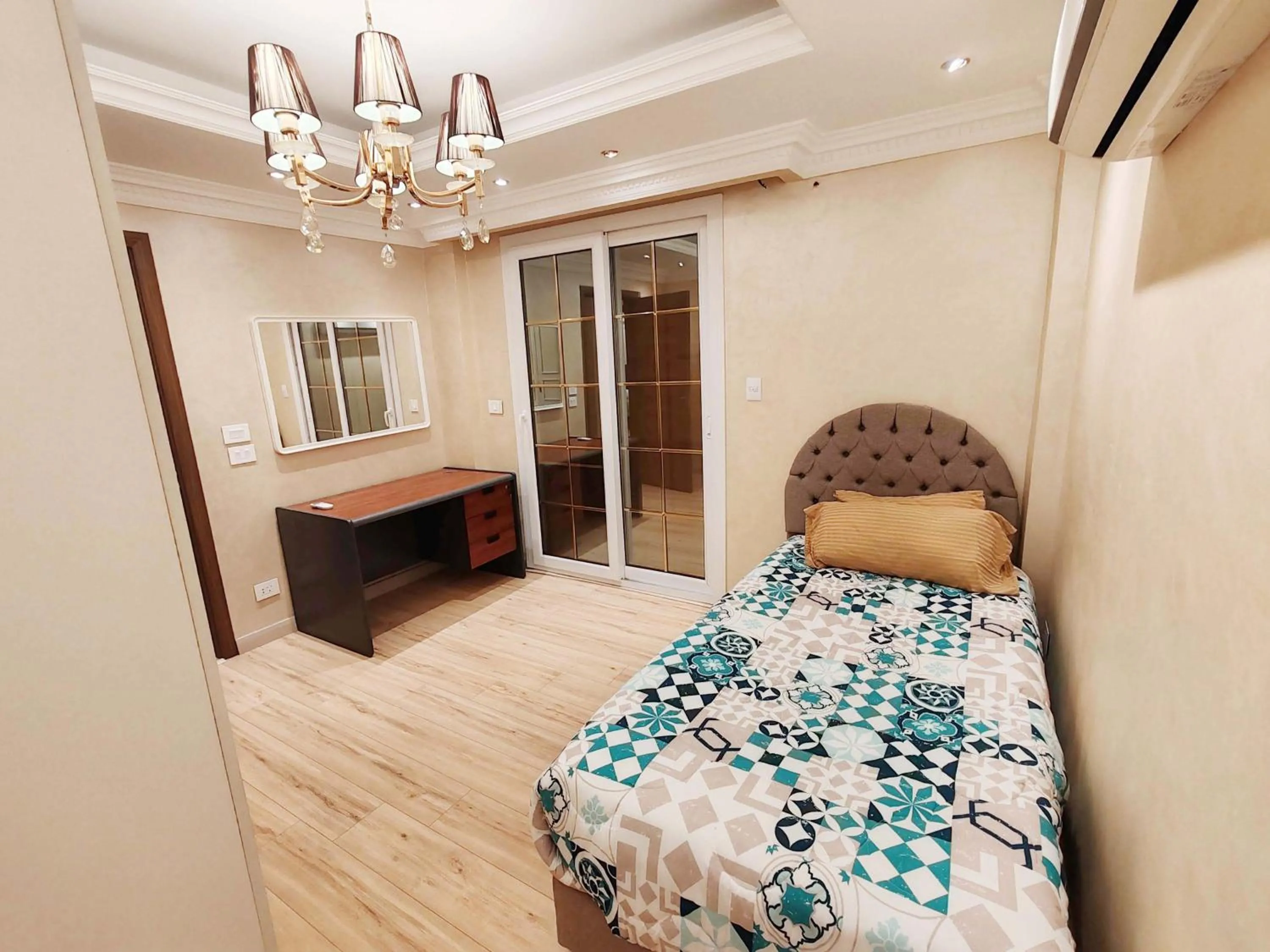 Bed in Furnished Flat In Rehab New Cairo