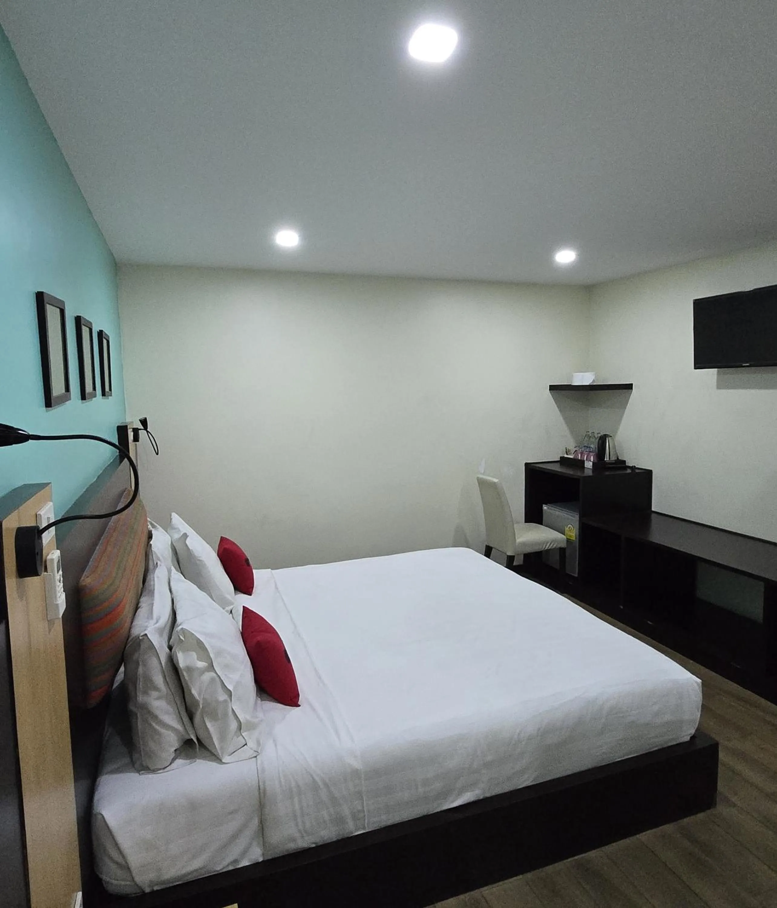 Bed in Residency Hotel Bangkok