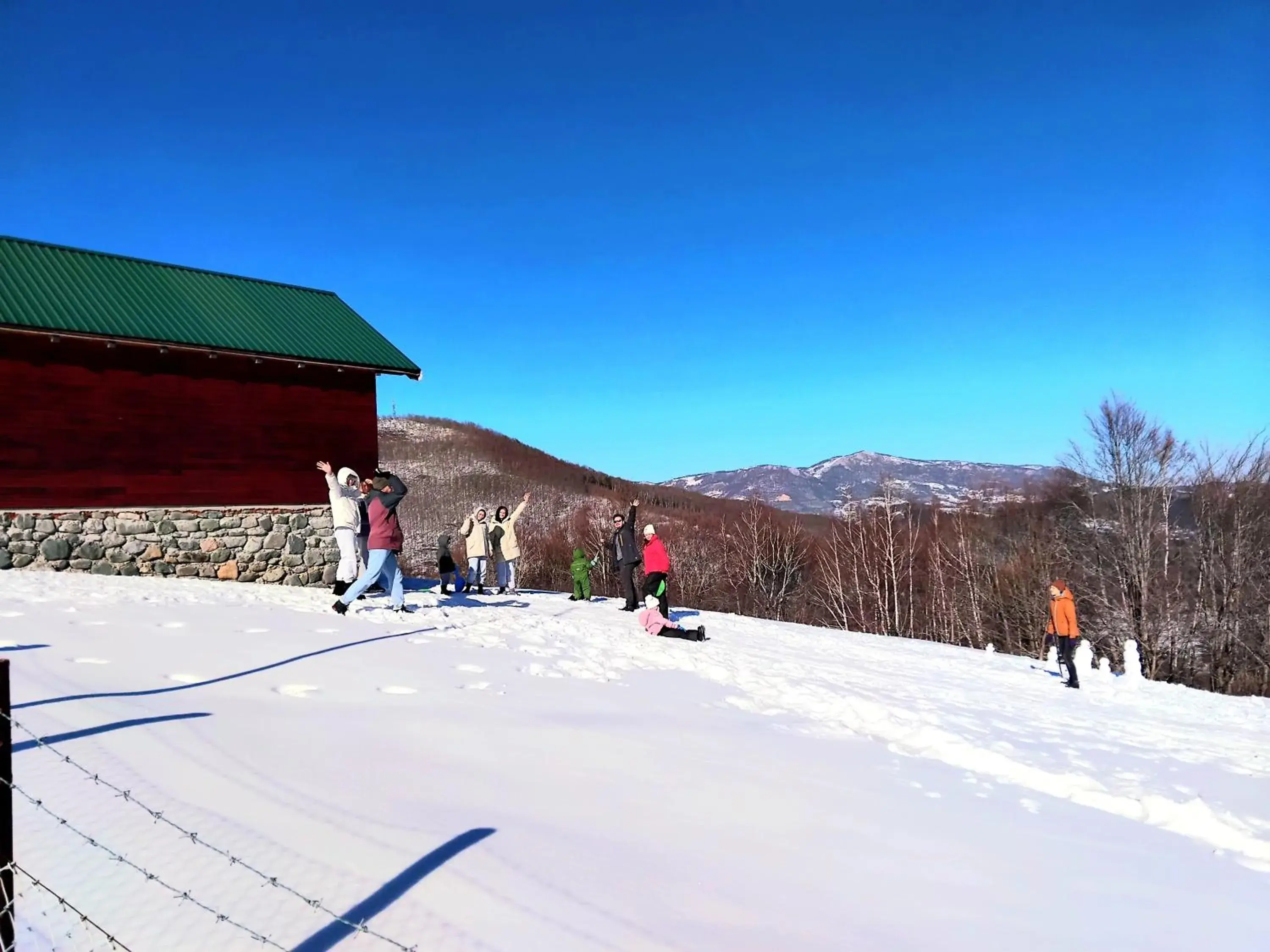 ECO ViLLAGE CORIC ECO ViLLAGE CORIC