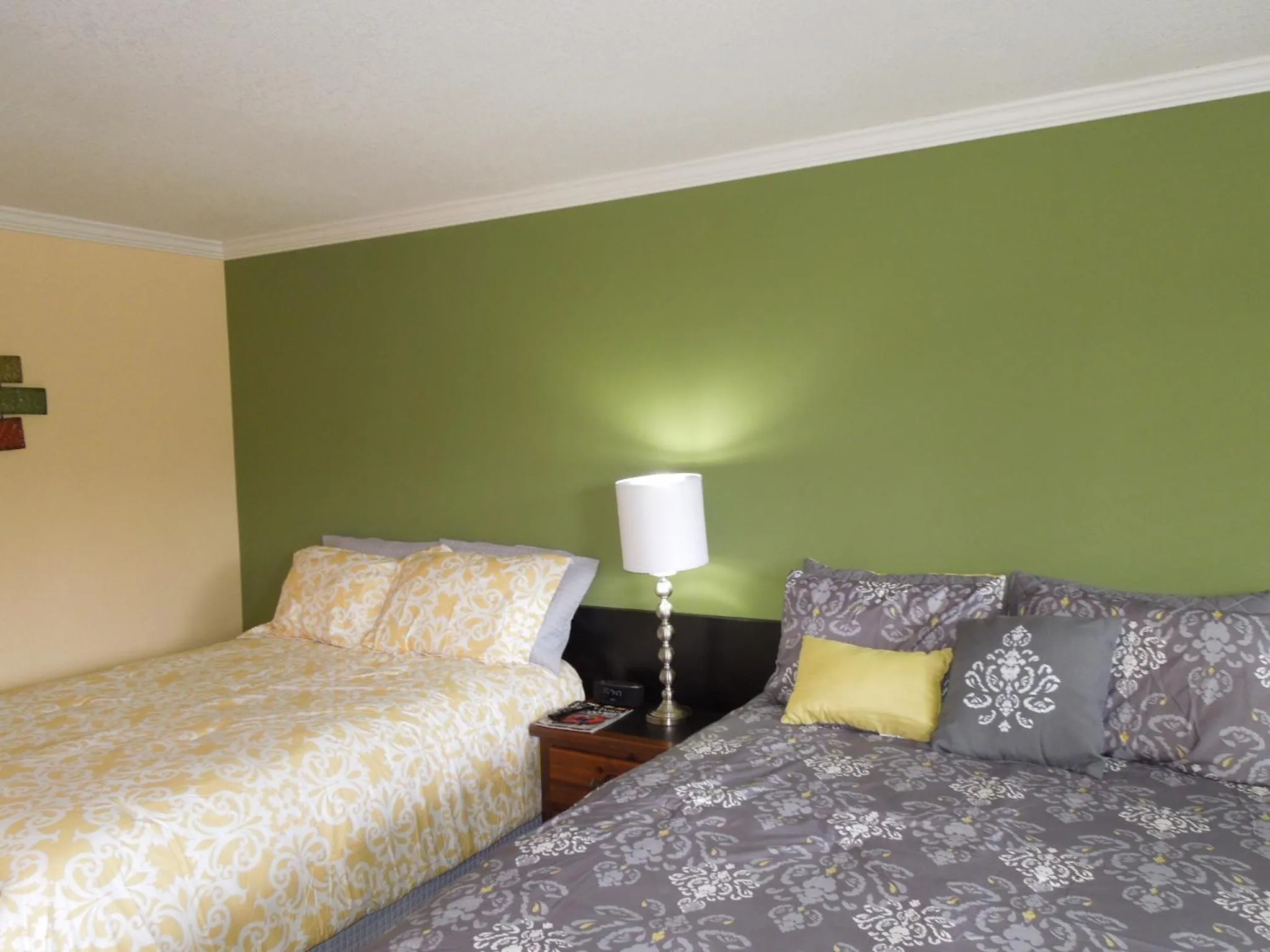 Bed in Tea Garden Lodge