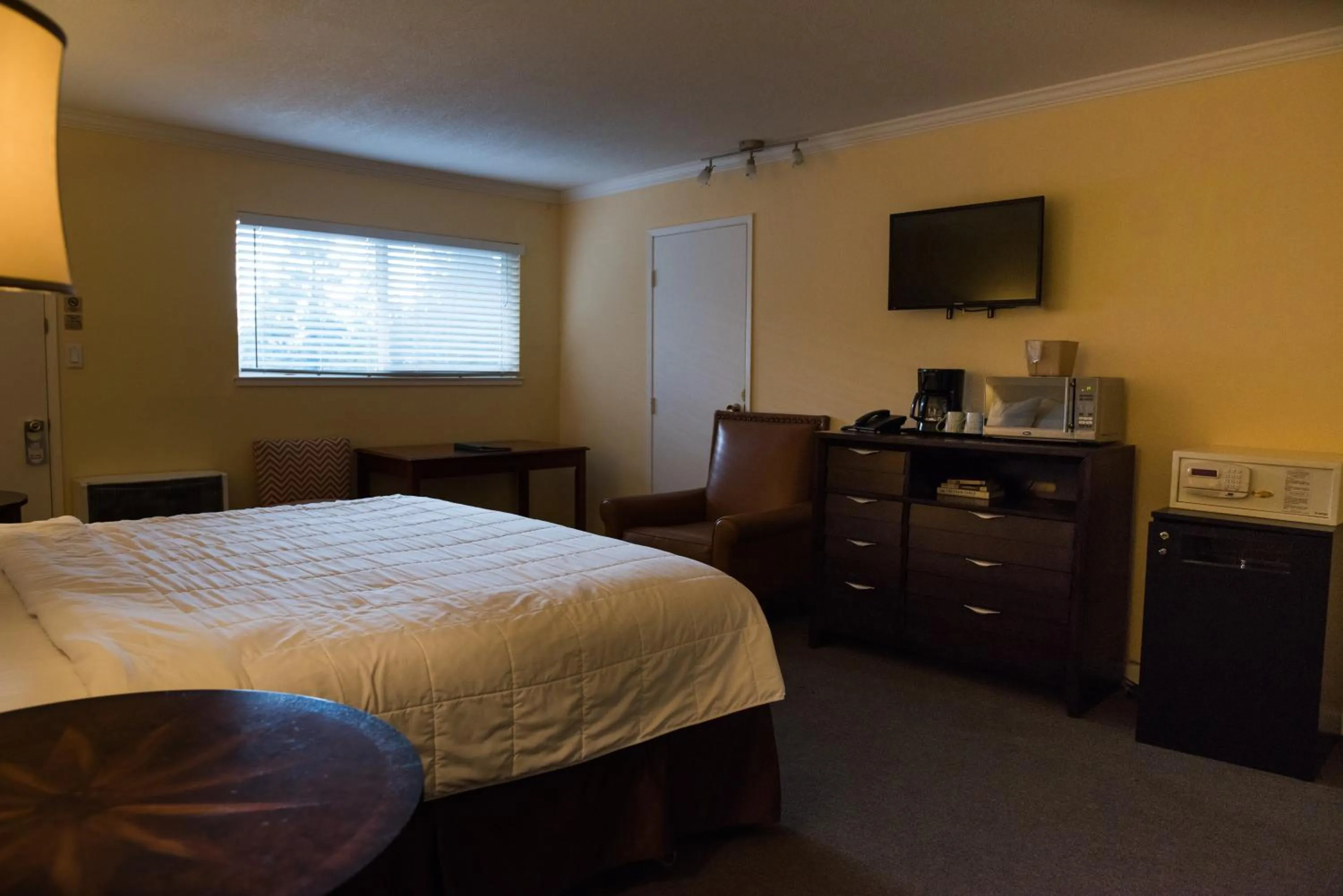 Bed in Tea Garden Lodge