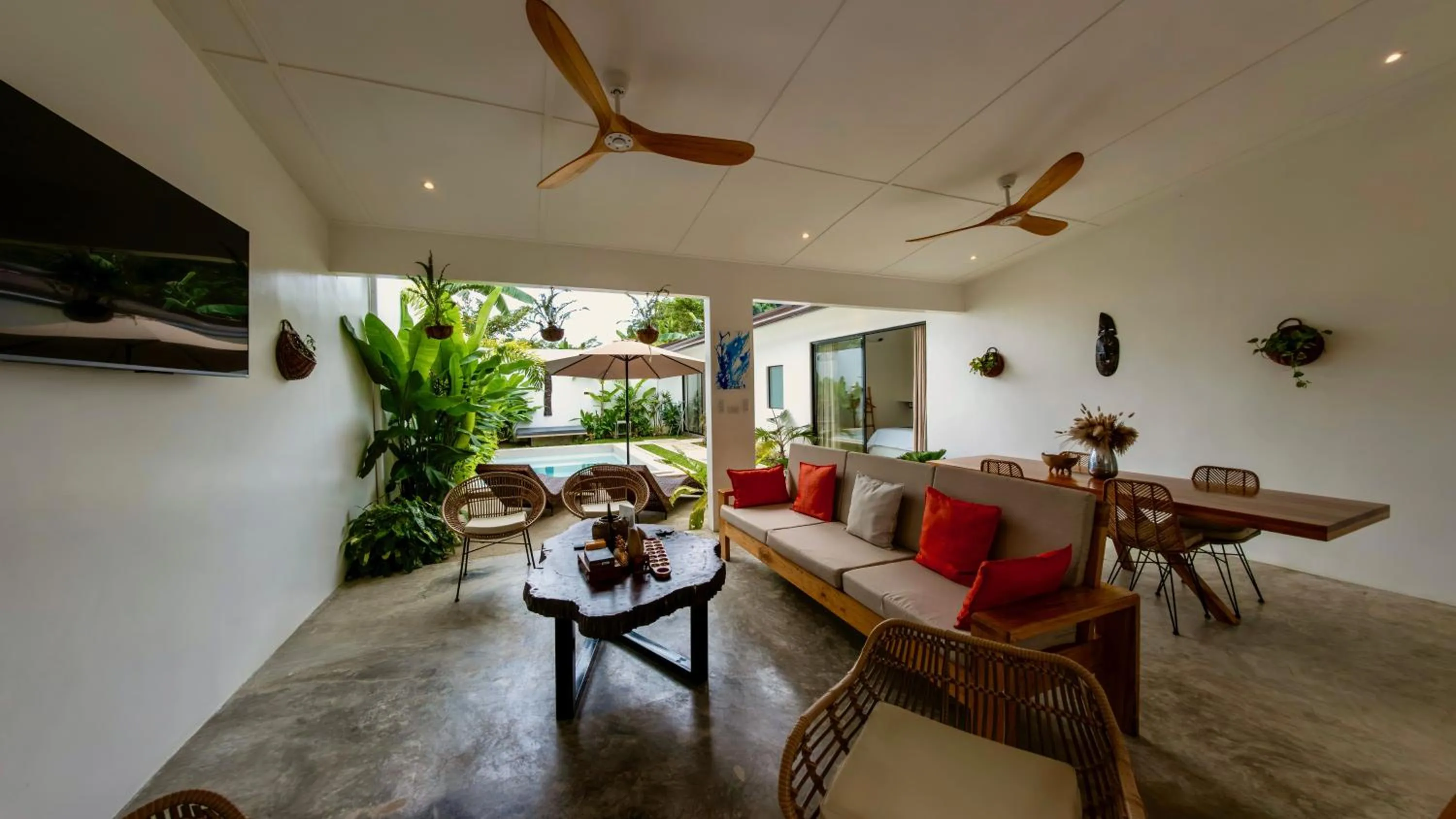 Two-Bedroom Villa with Private Pool in Mamaya Rental Villas El Nido