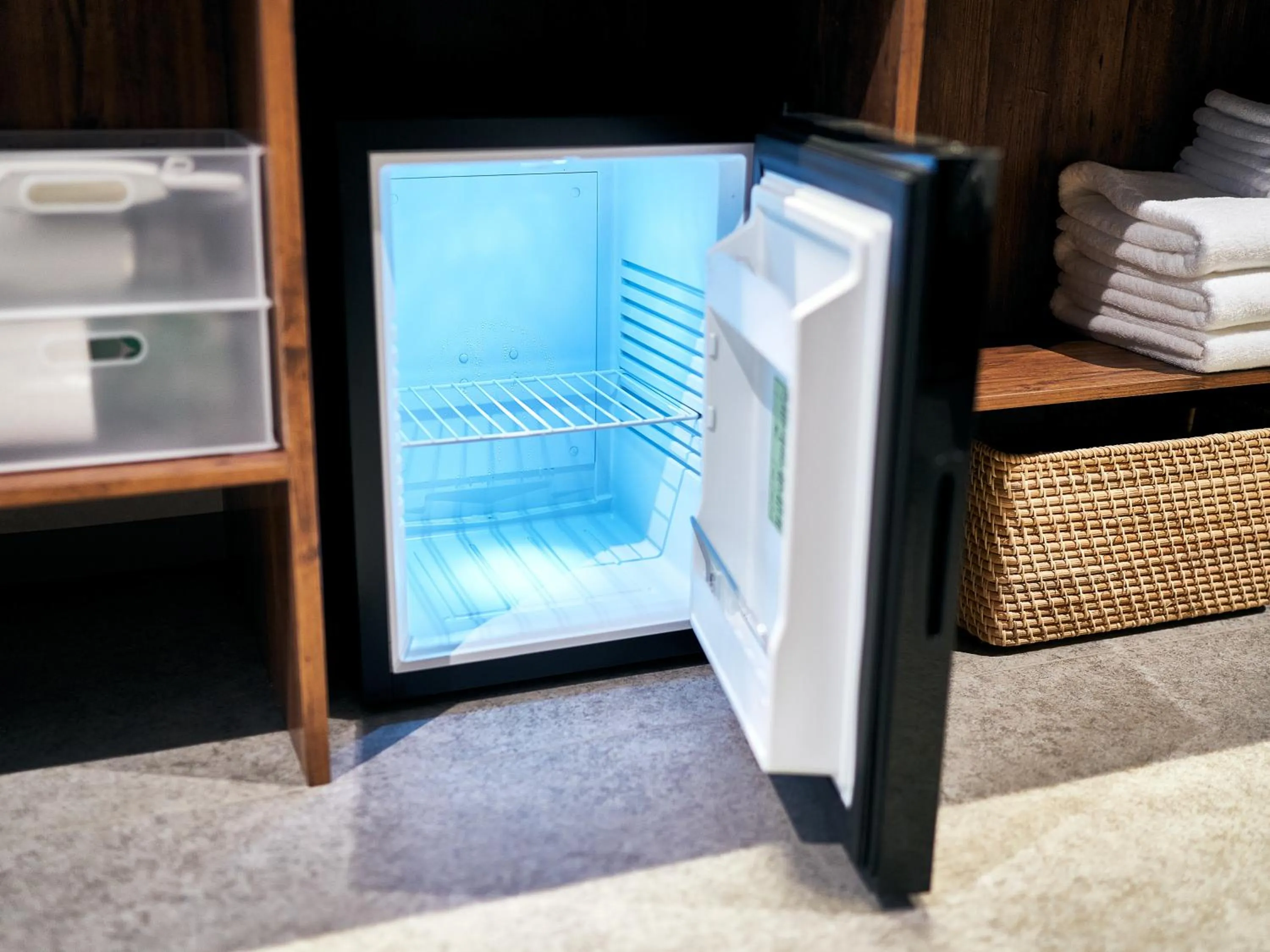 Area and facilities in LACER OKINAWA NAHA Miebashi