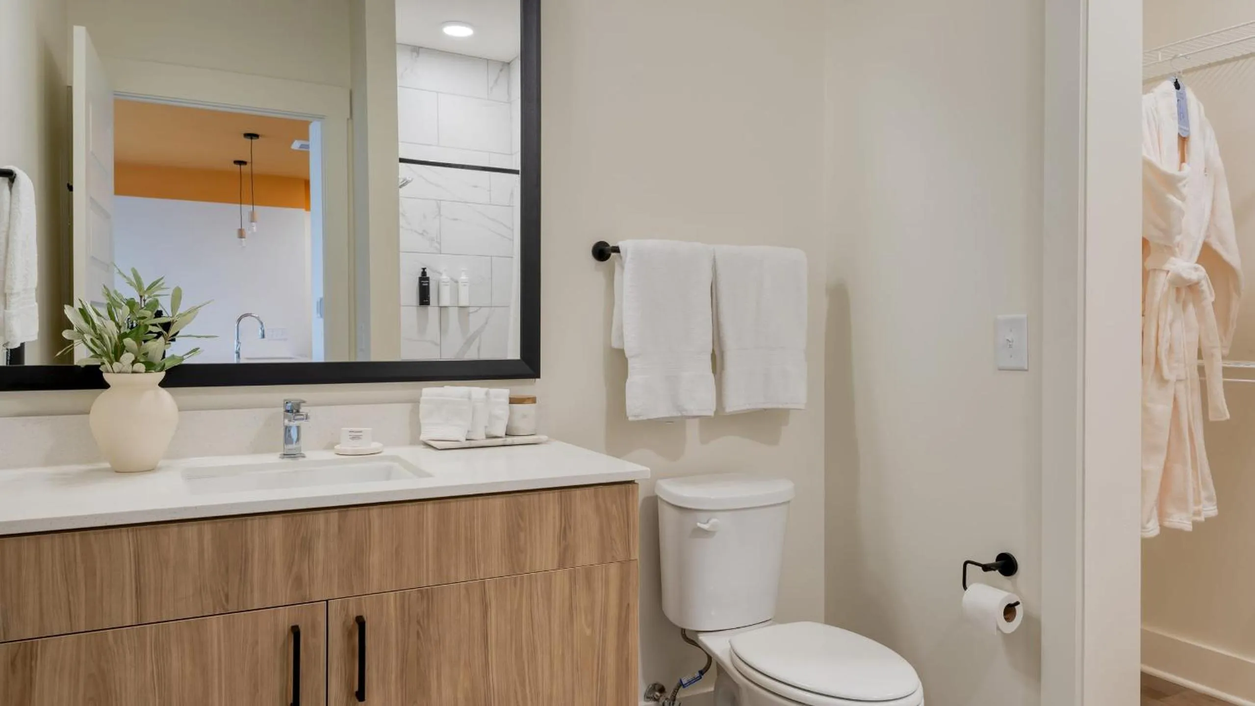 Bathroom in The Gilmore, an AvantStay Hotel