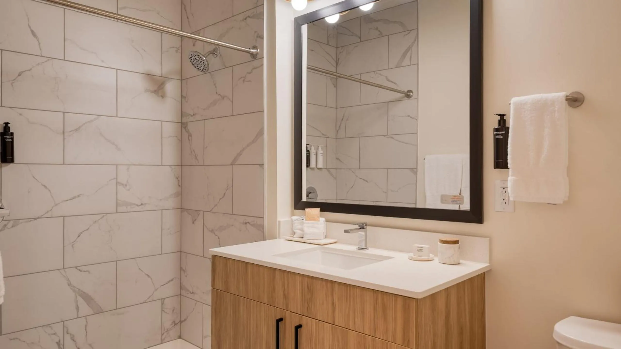 Bathroom in The Gilmore, an AvantStay Hotel