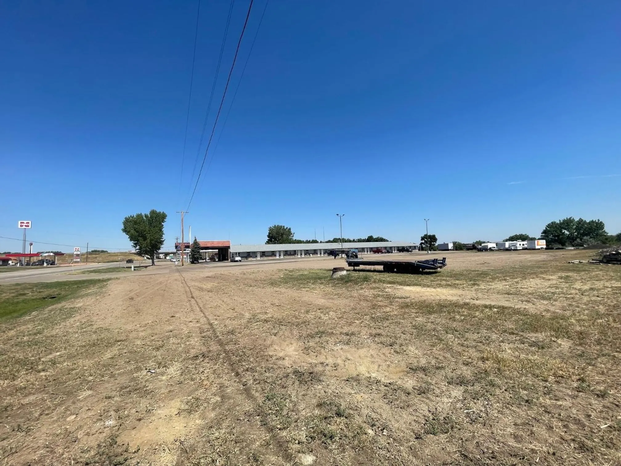 Property building in Riverside Inn