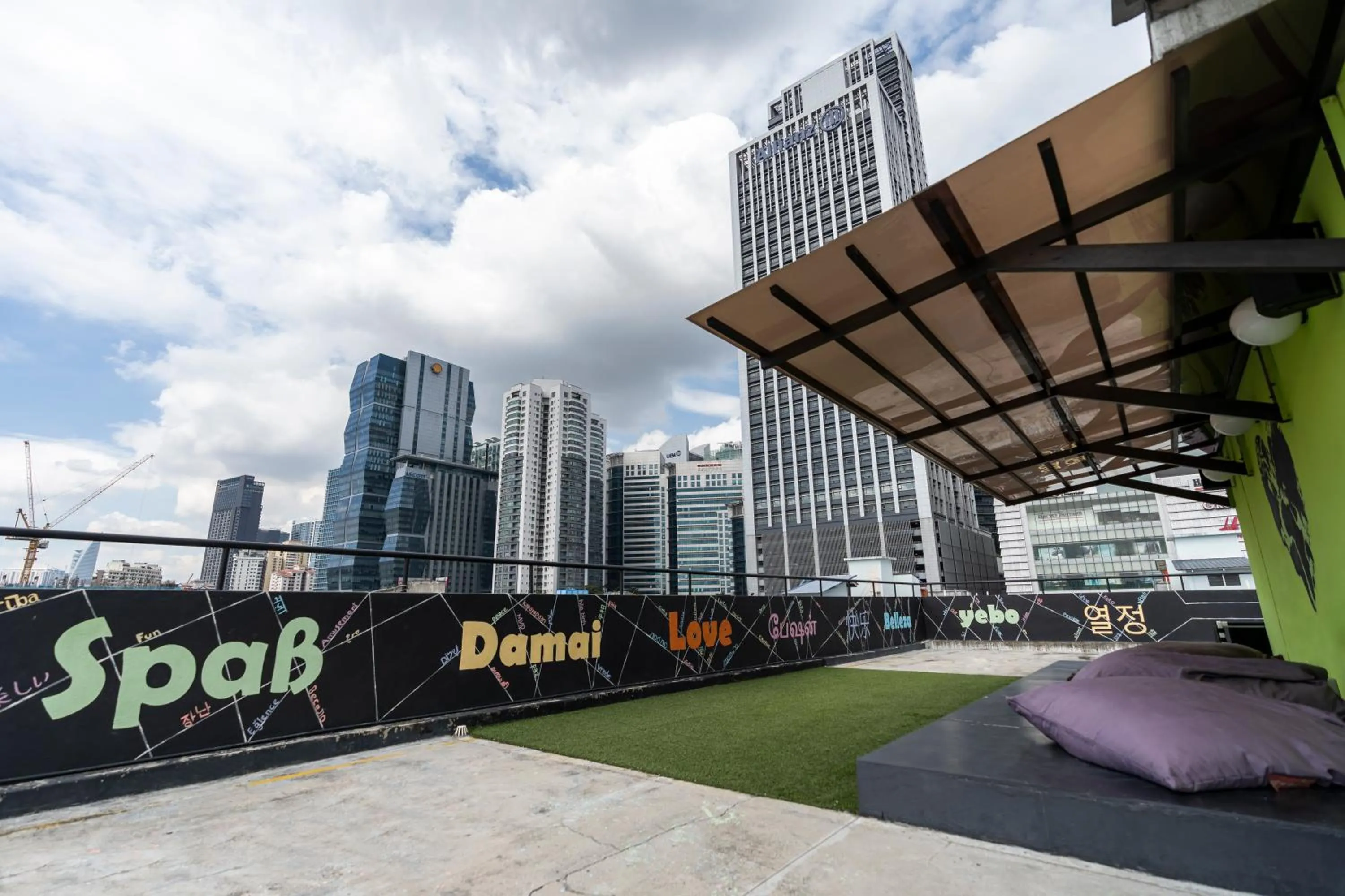 Property building in PODs The Backpackers Home & Cafe, Kuala Lumpur