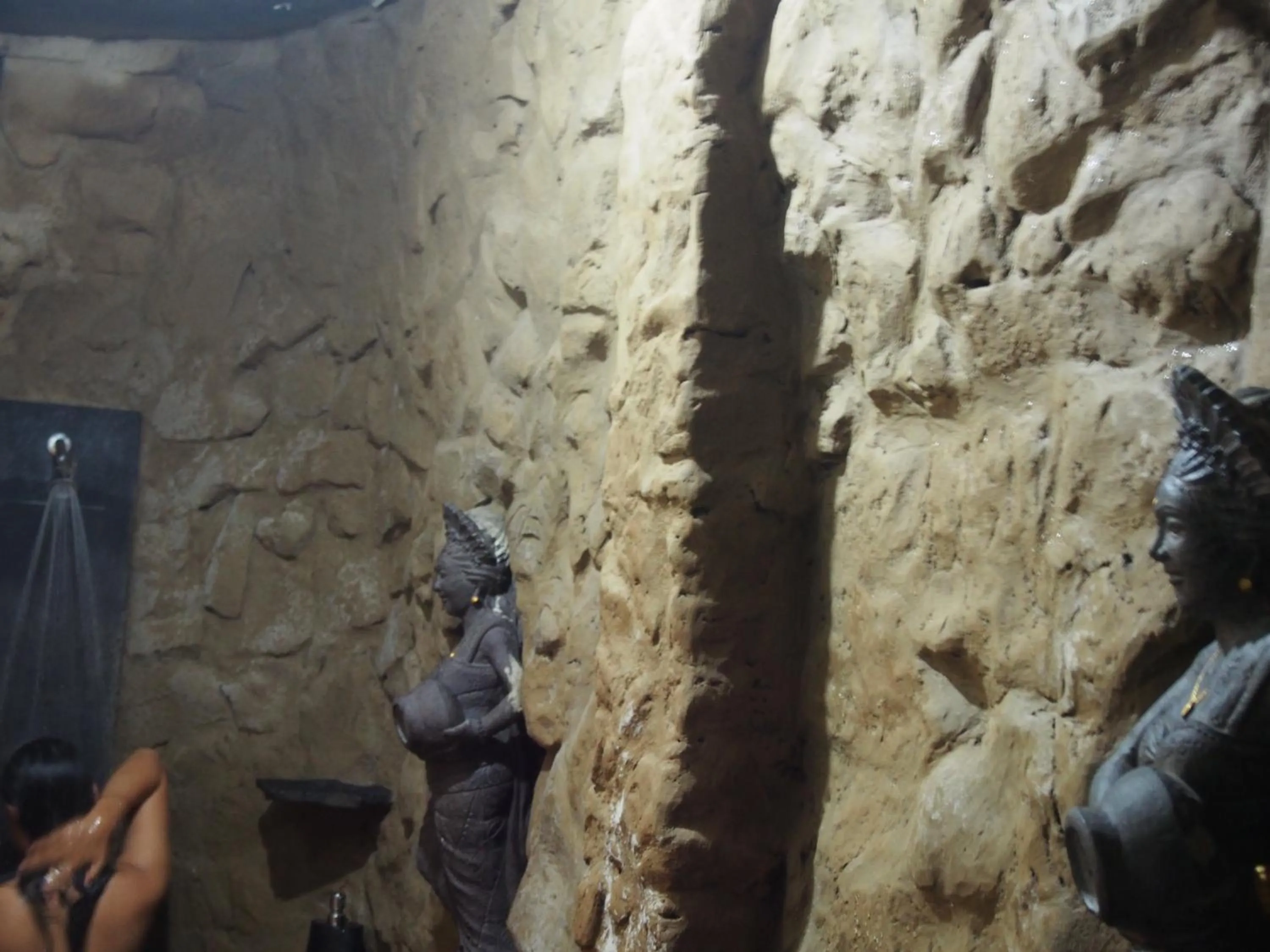 Bathroom in Junjungan Suite