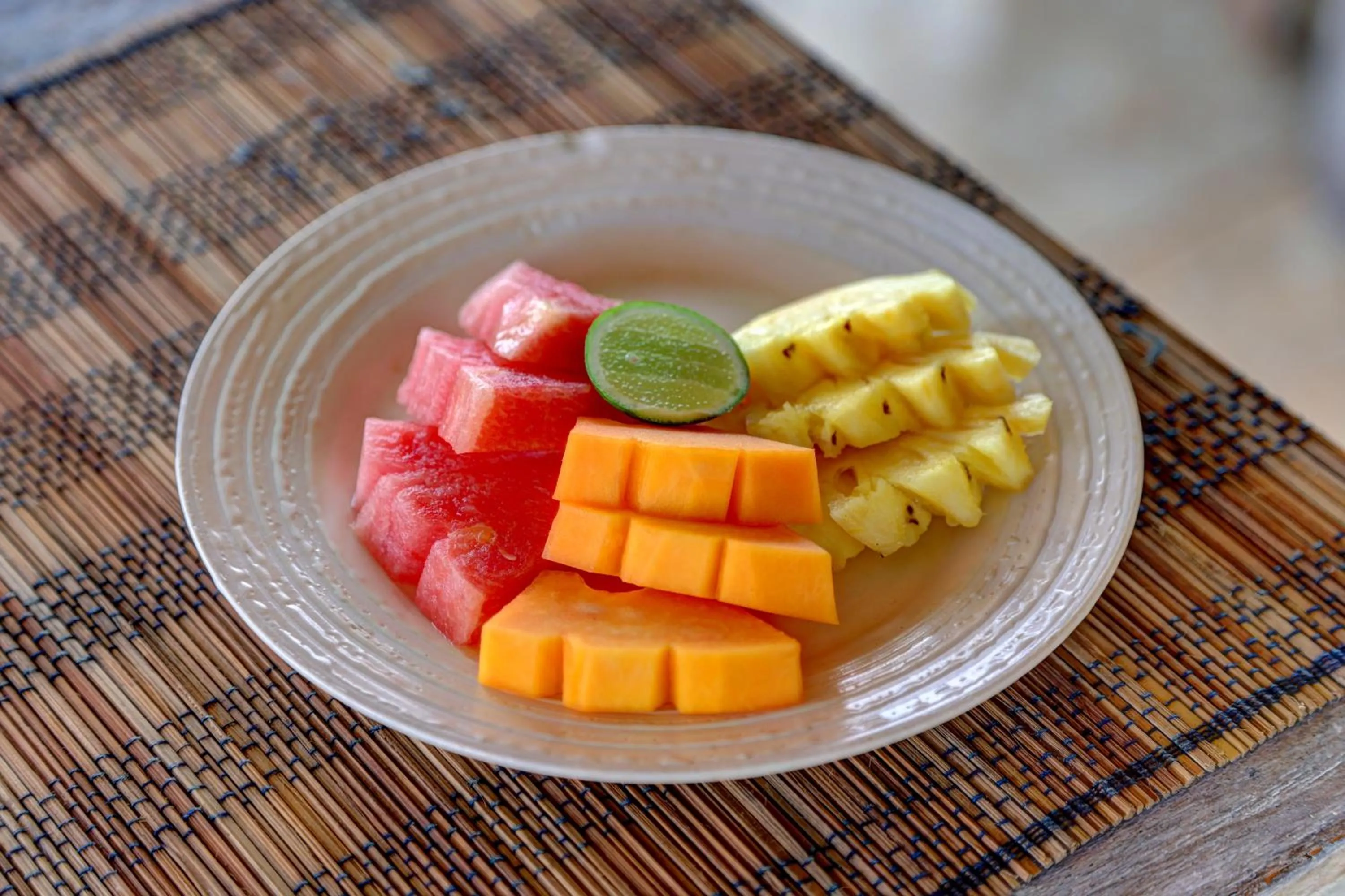 Restaurant/places to eat in Junjungan Suite