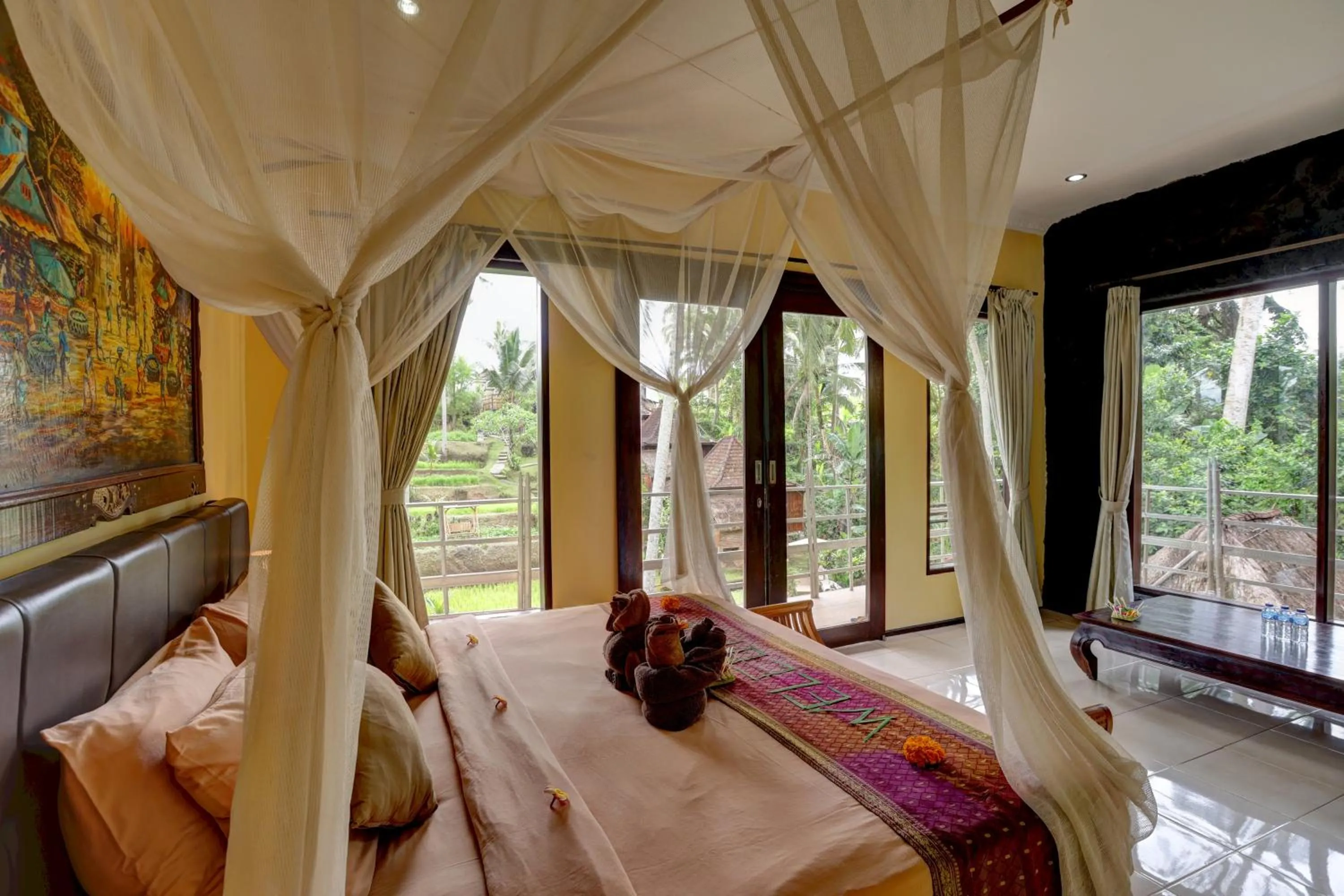 Bed in Junjungan Suite