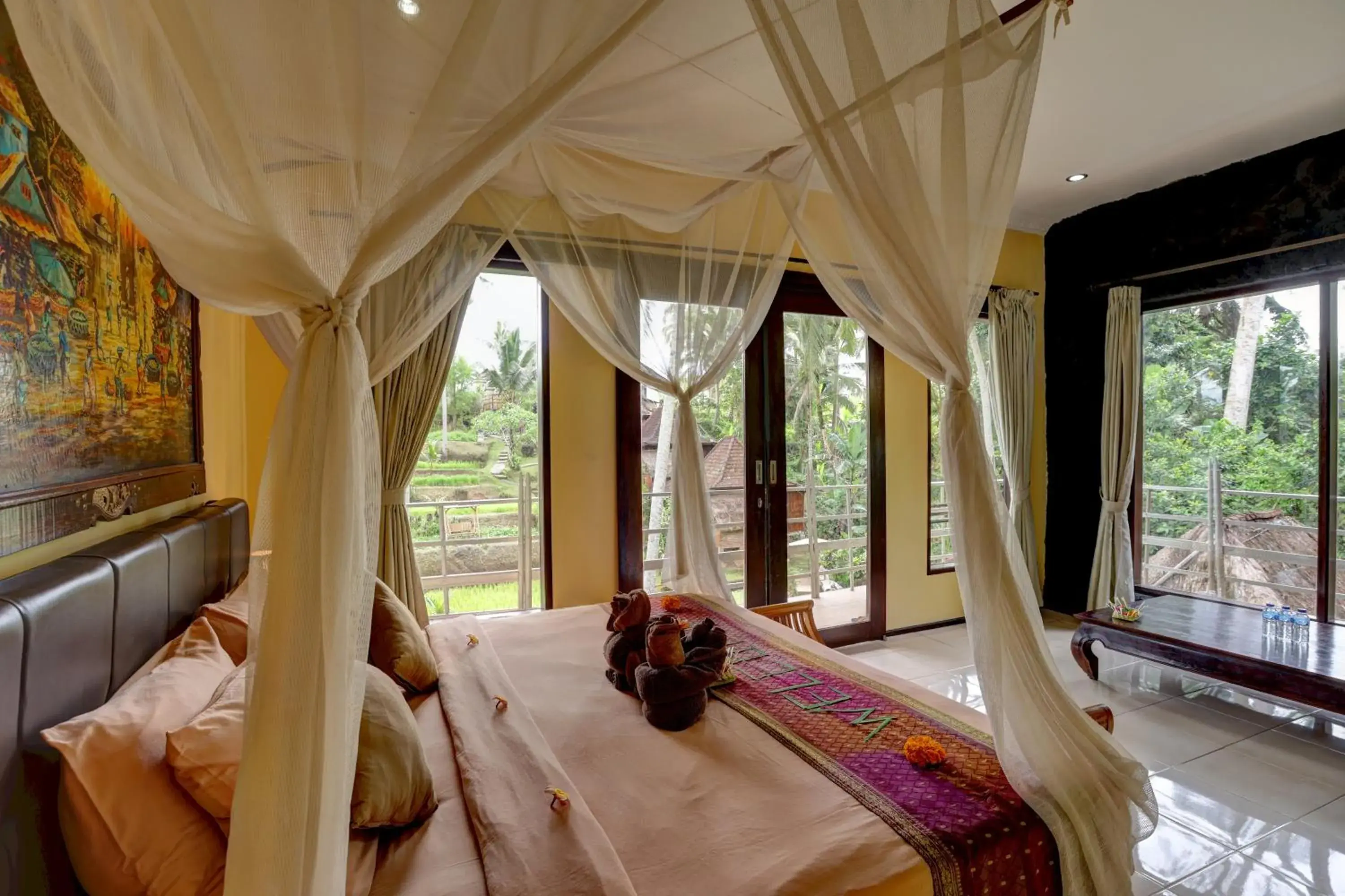 Bed in Junjungan Suite Bed in Junjungan Suite