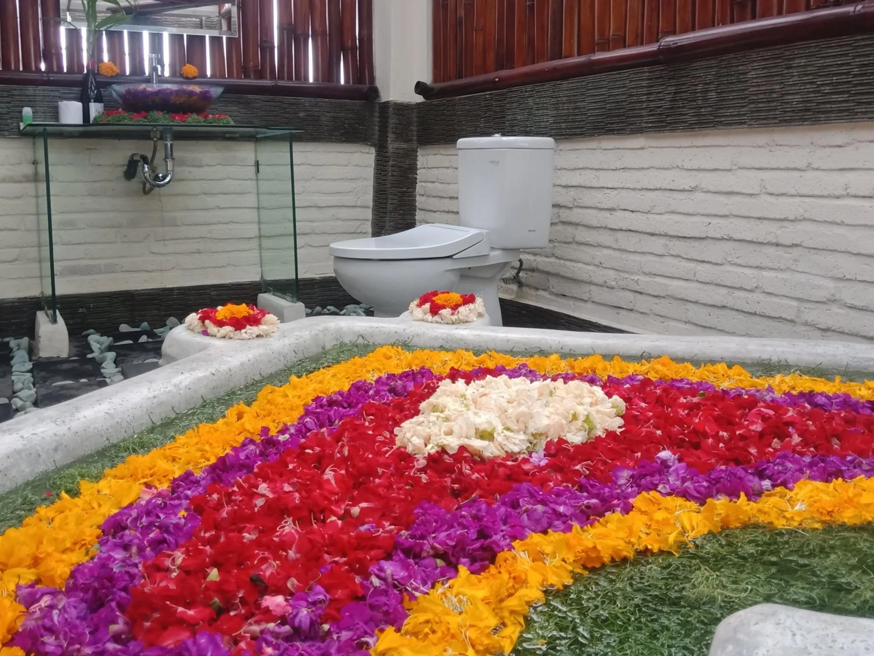 Bathroom in Junjungan Suite