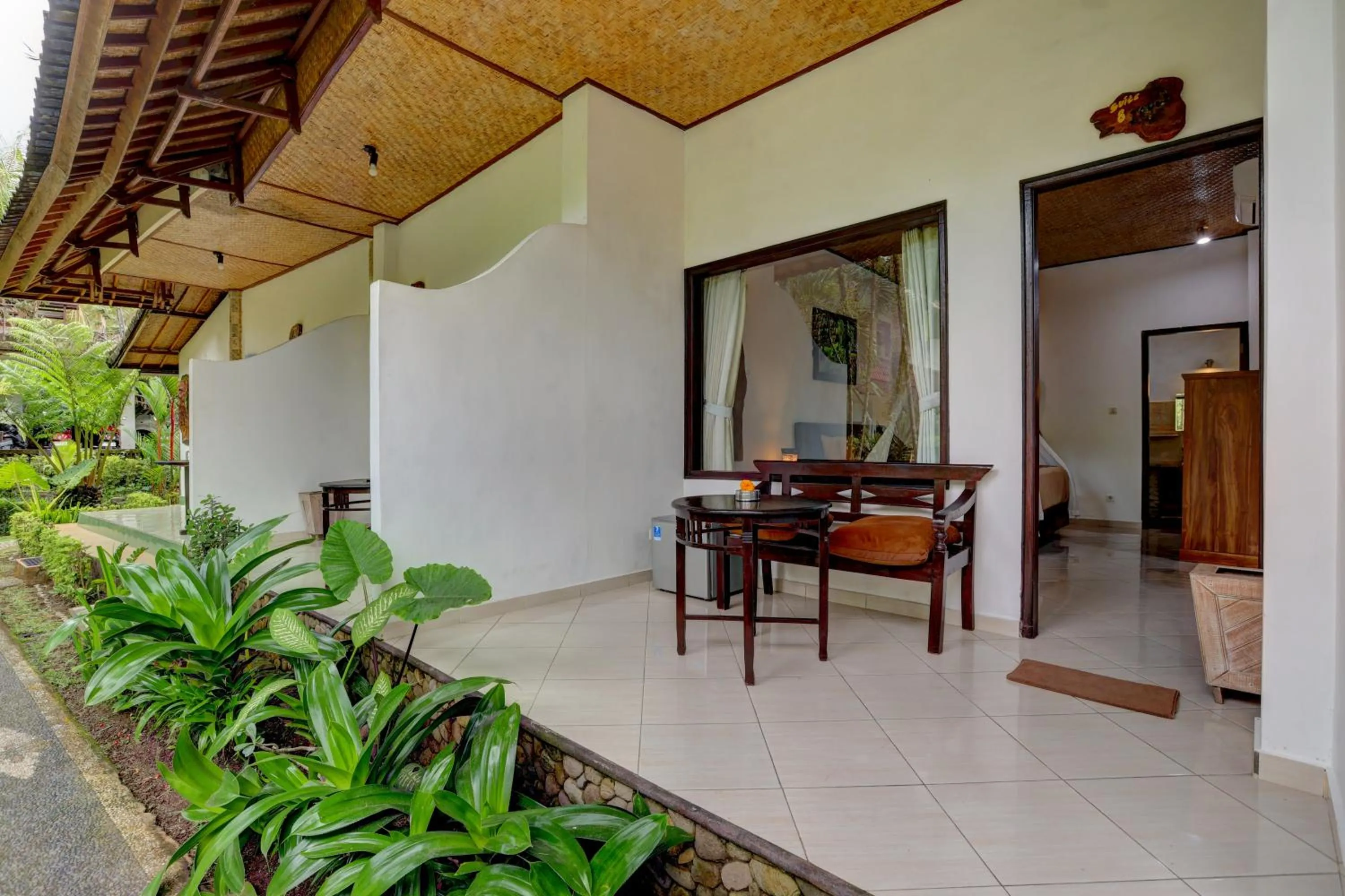 Property building in Junjungan Suite