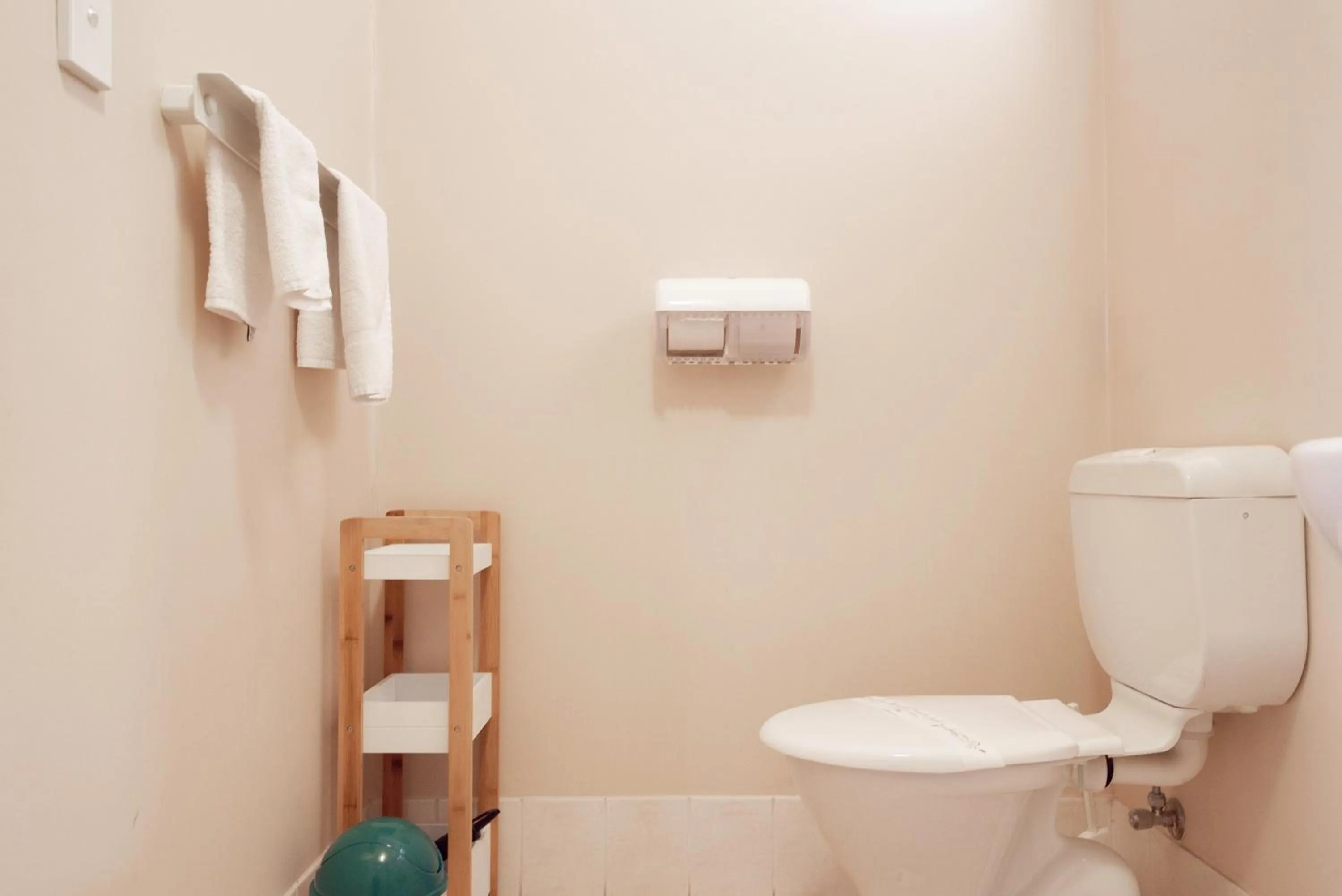 Toilet in Echo Holiday Parks - Windsor Gardens