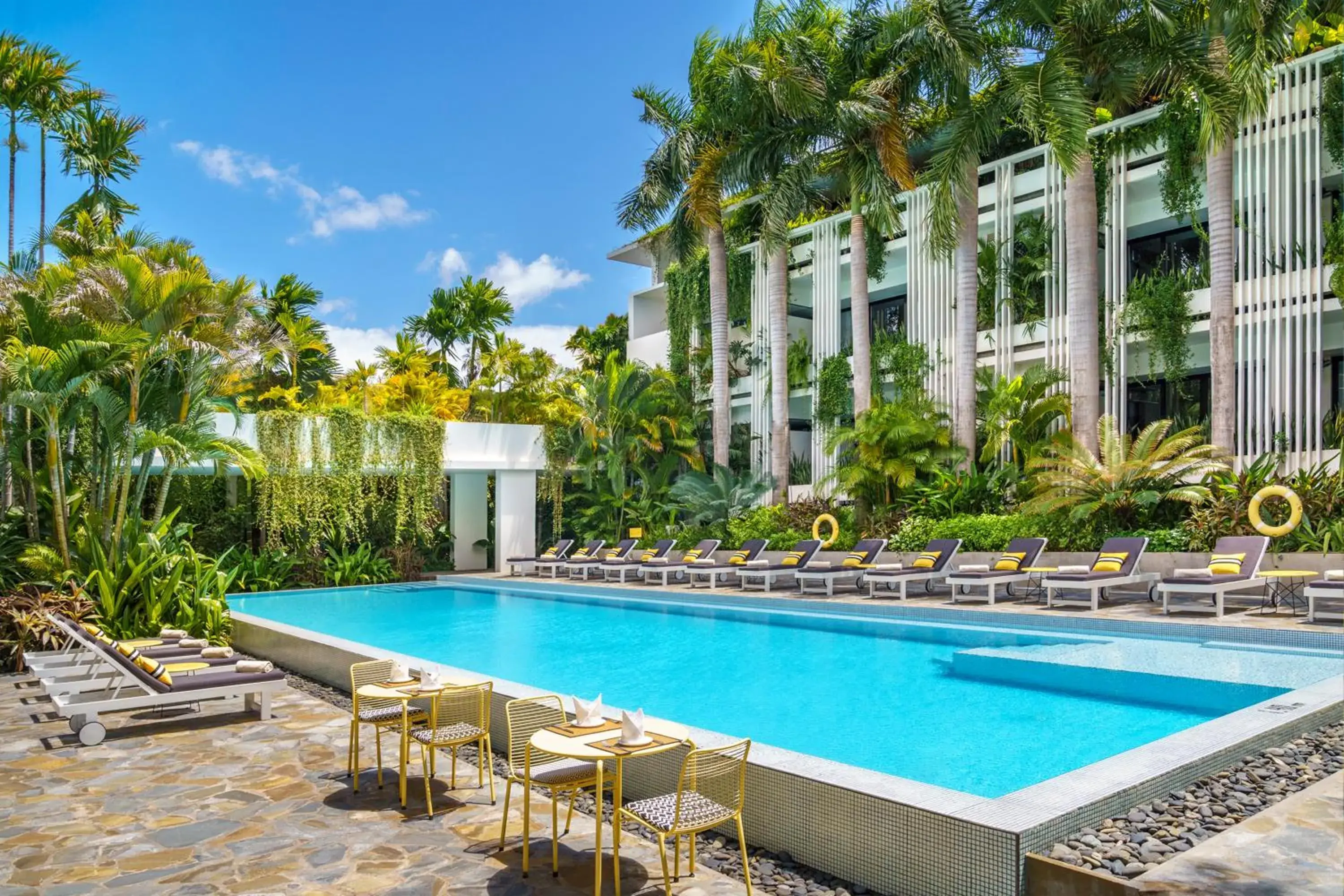 Property building in Viroth's Hotel Property building in Viroth's Hotel