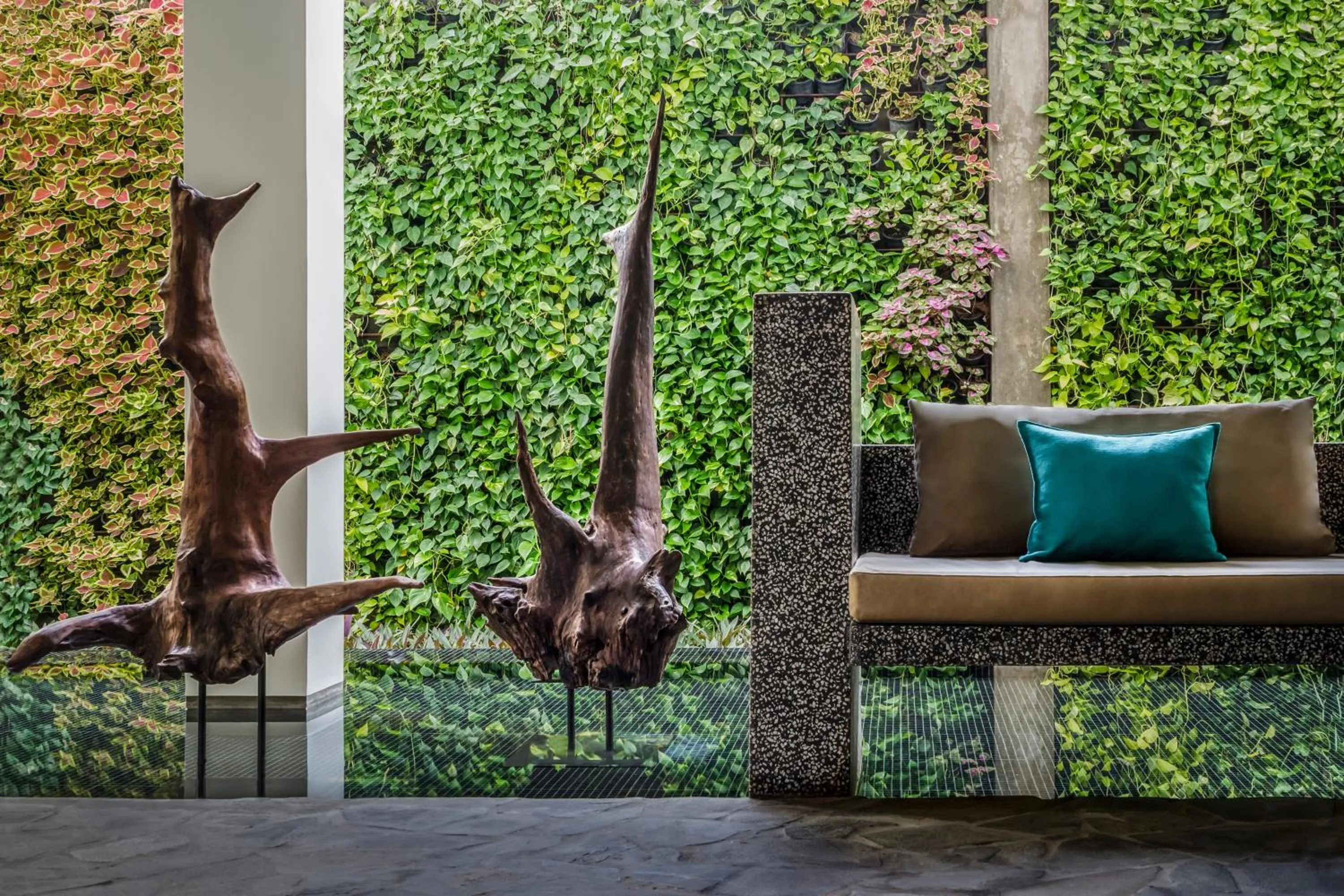 Spa and wellness centre/facilities in Viroth's Hotel