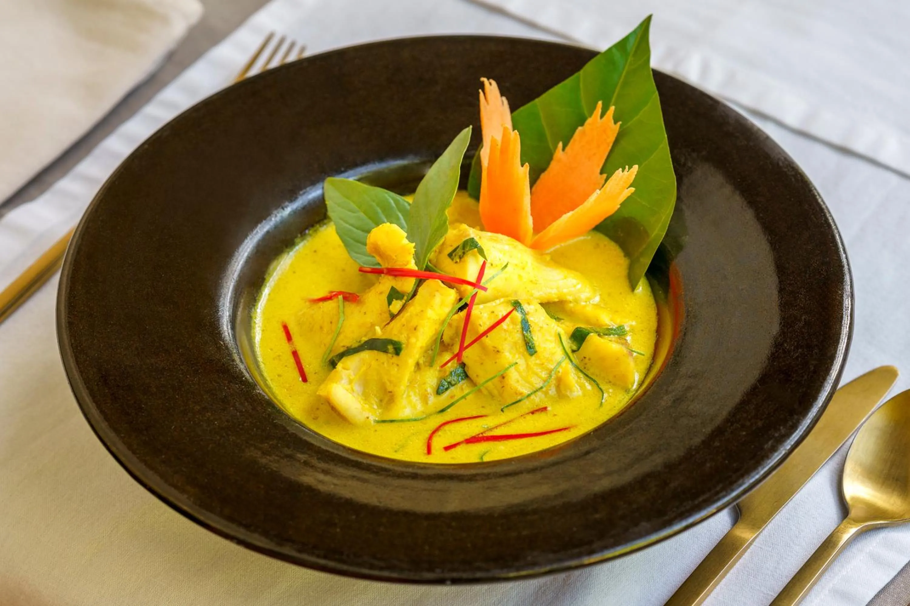 Food in Viroth's Hotel