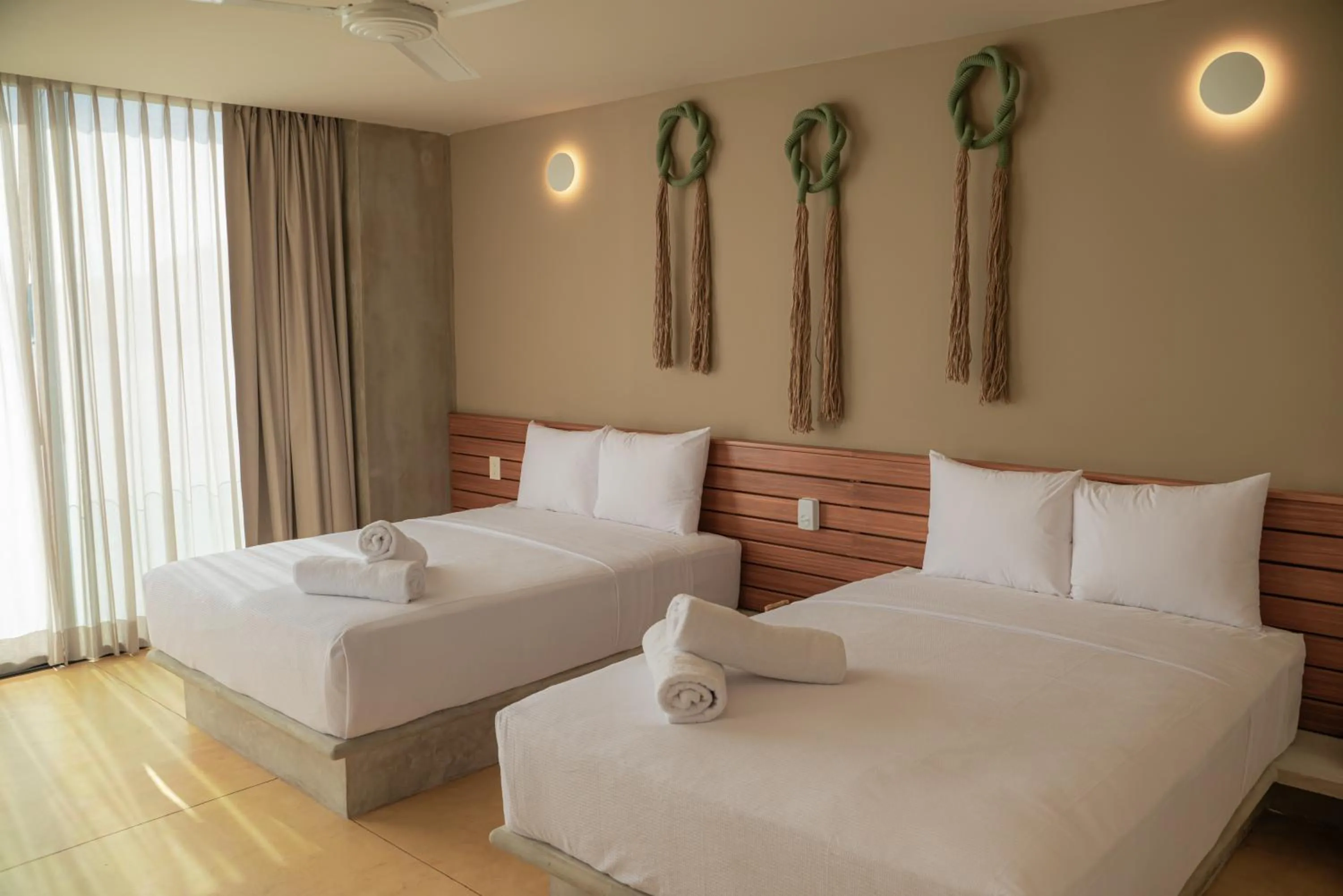 Photo of the whole room, Bed in Unnu