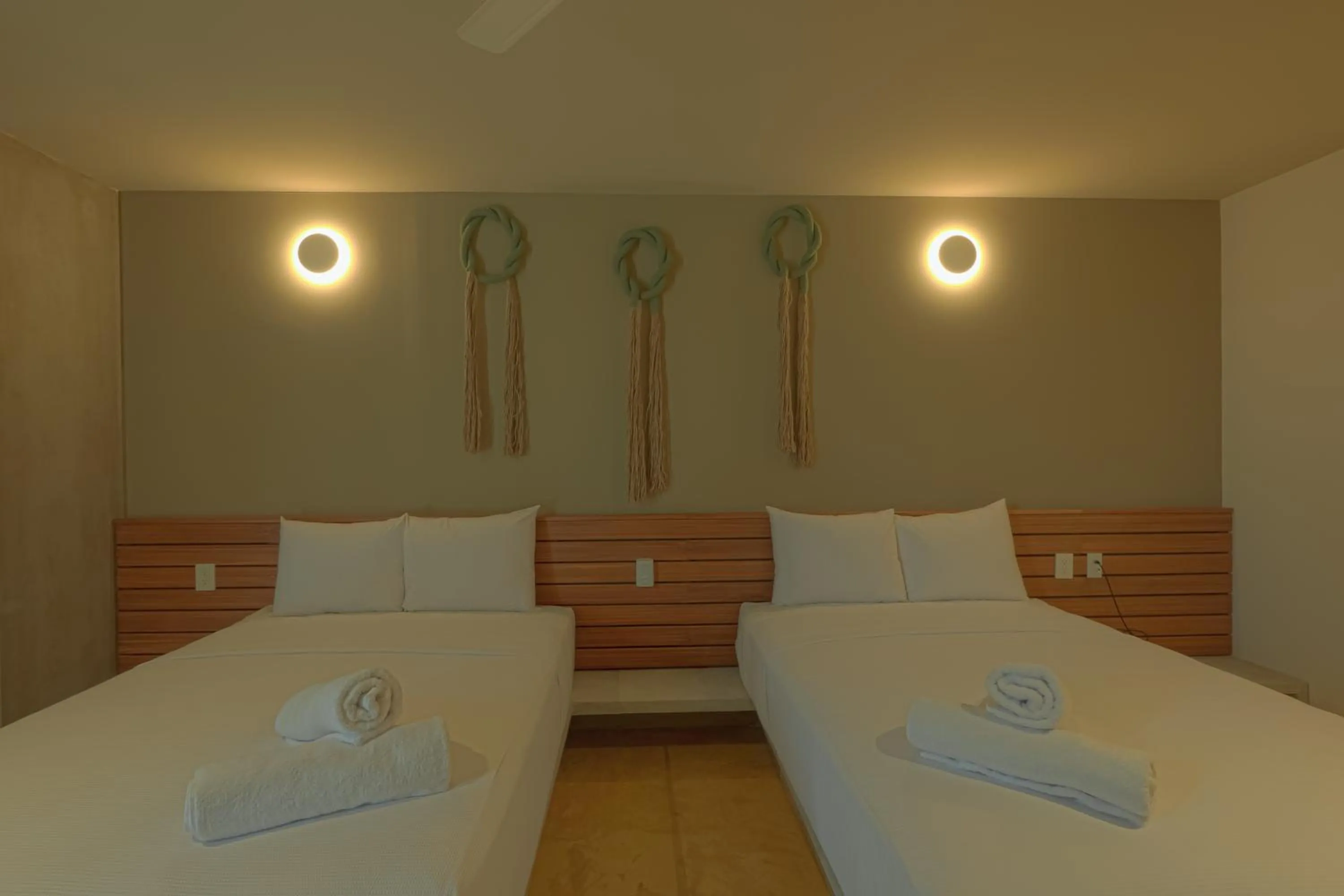 Photo of the whole room, Bed in Unnu