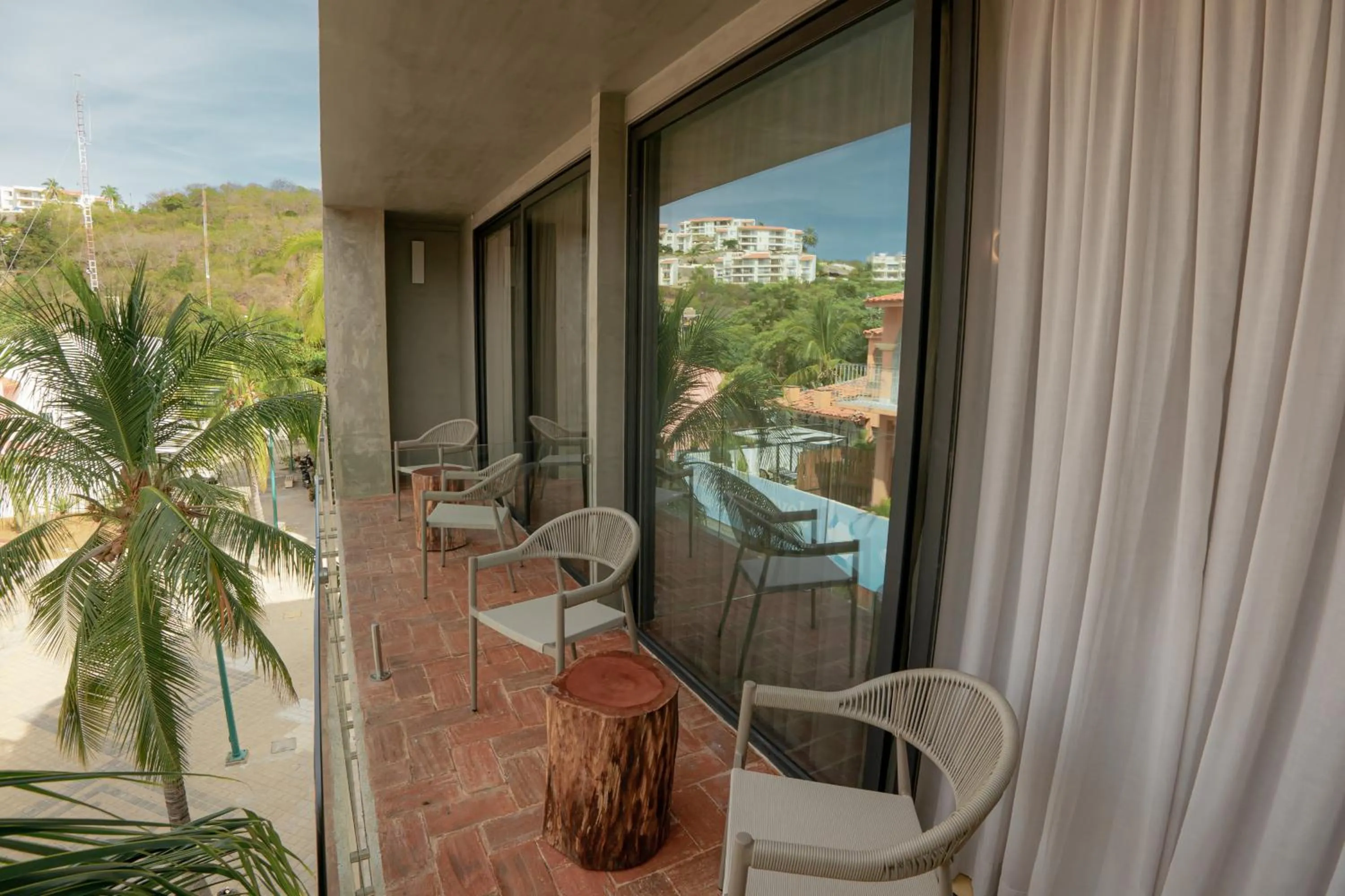 Balcony/Terrace in Unnu