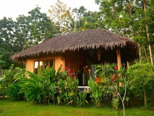 Property building in Thiwson Beach Resort - SHA Extra Plus Property building in Thiwson Beach Resort - SHA Extra Plus