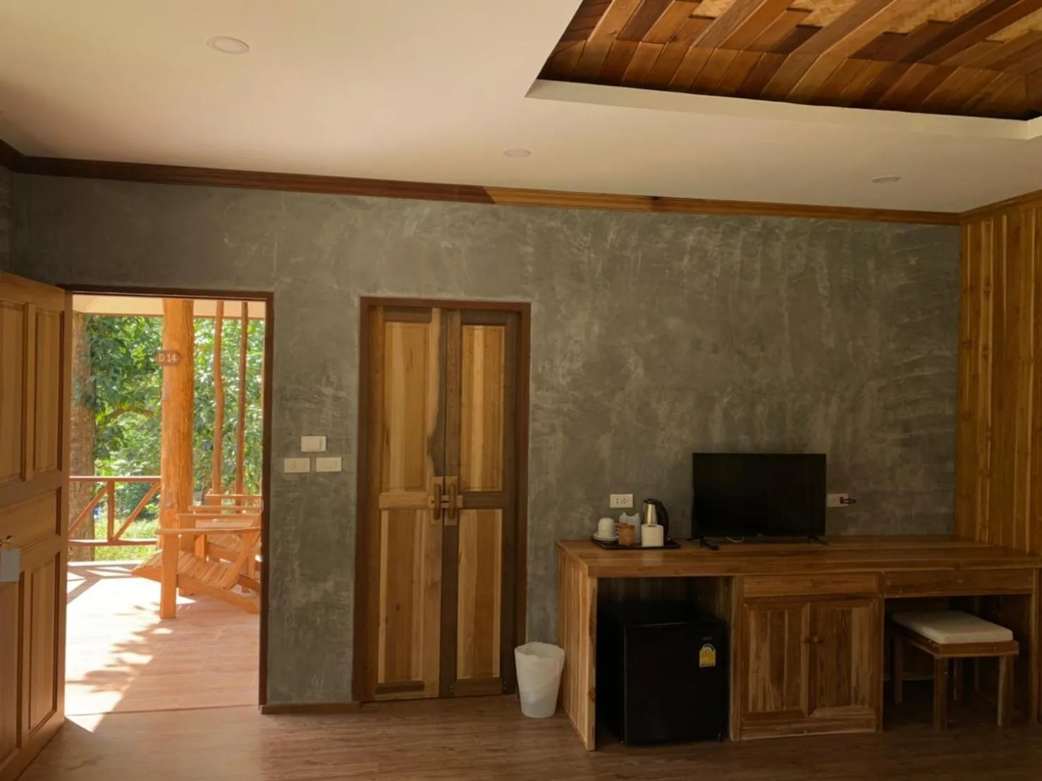 Thiwson Beach Resort - SHA Extra Plus