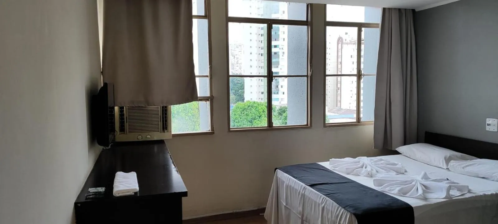 Bedroom, Bed in Hotel La Rocca, Goiânia