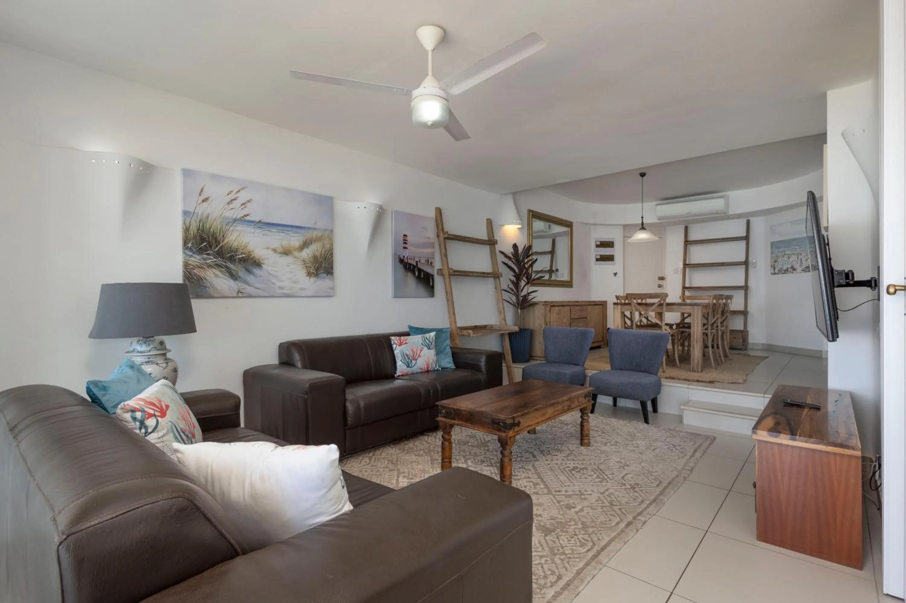 802 Bermudas - Seaviews & beach access - Modern 3BR