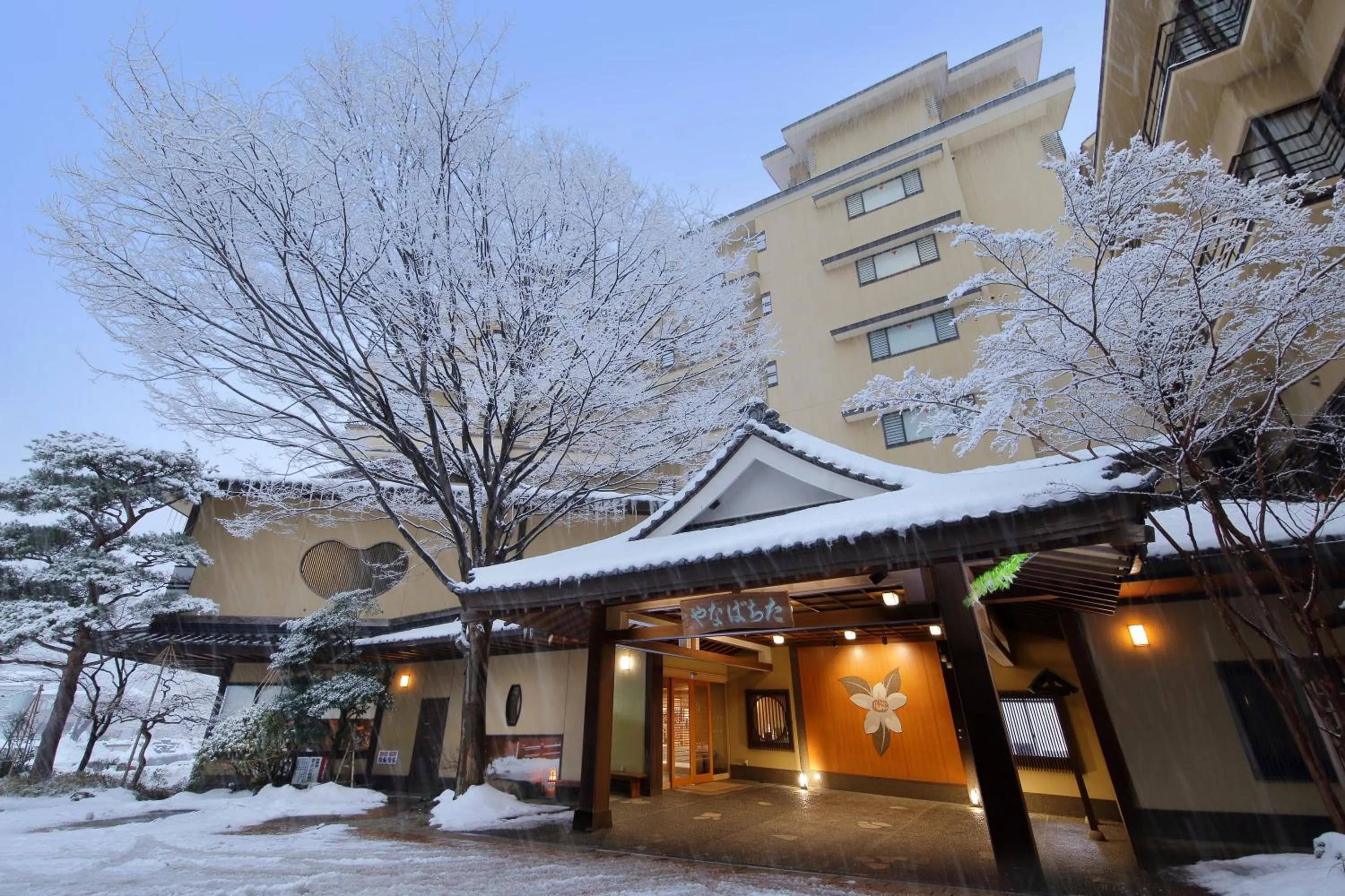 Property building in Tachibanaya