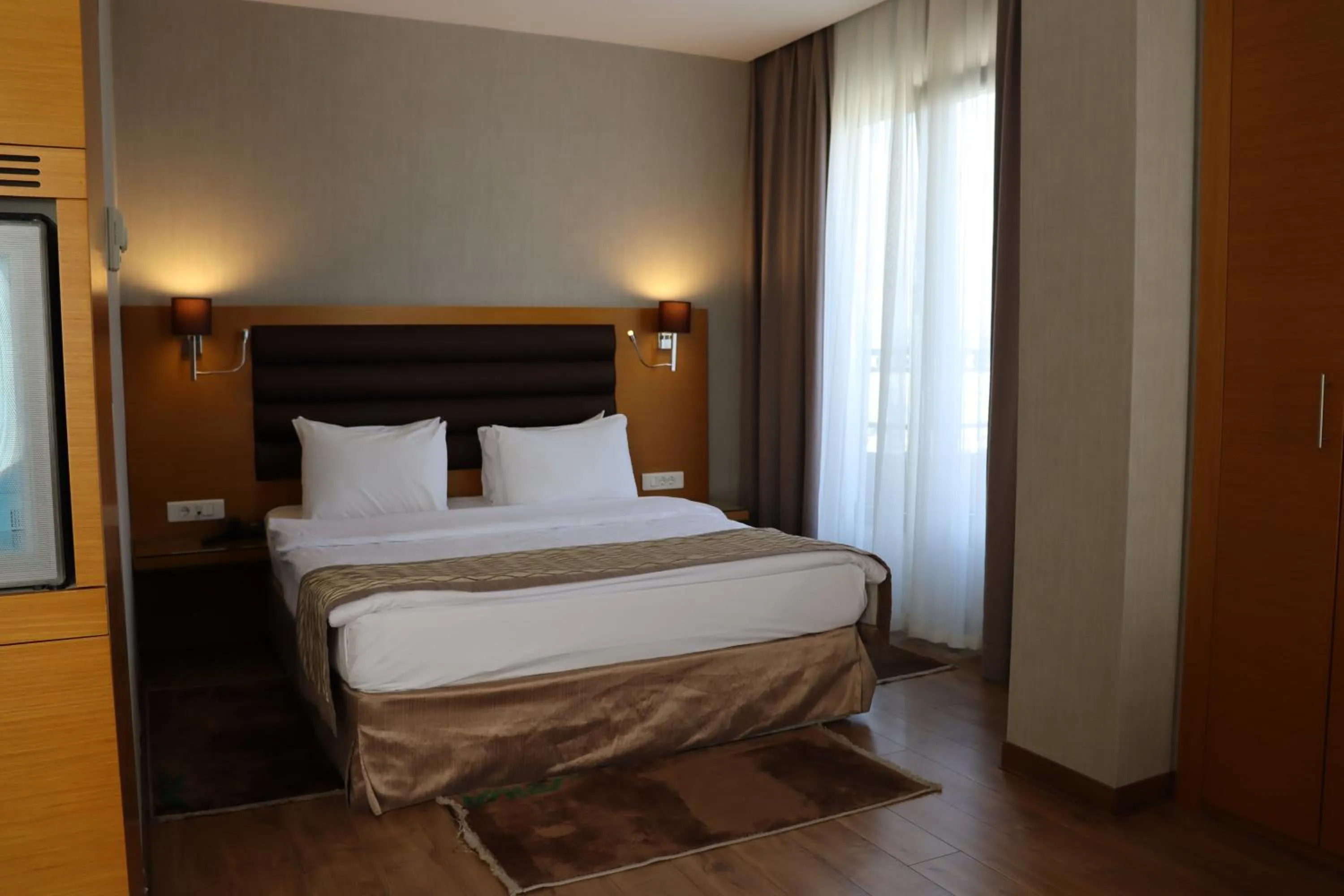 Bedroom, Bed in Riva Hotel Taksim
