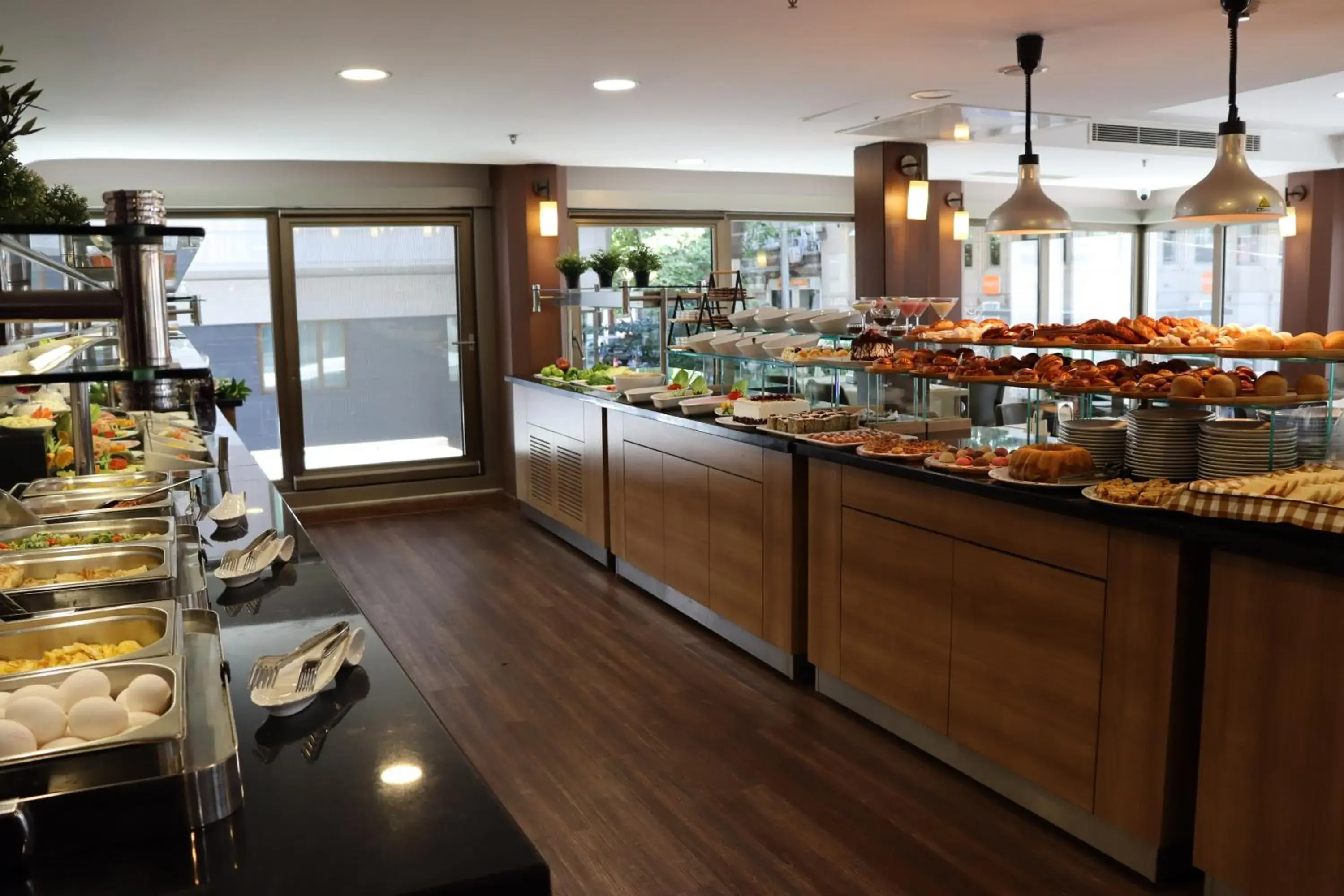 Food and drinks in Riva Hotel Taksim Food and drinks in Riva Hotel Taksim